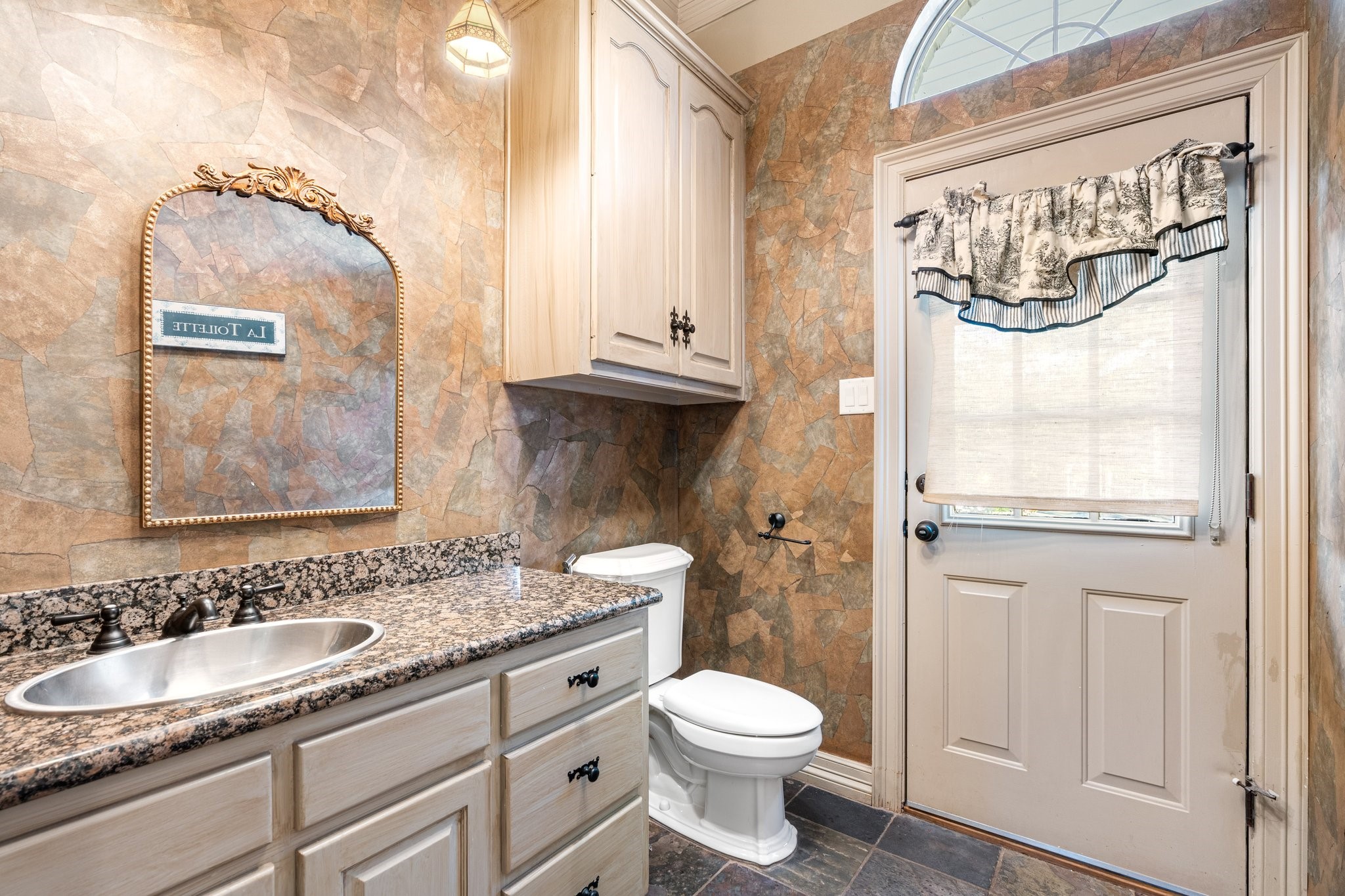 1684 County Road 3318