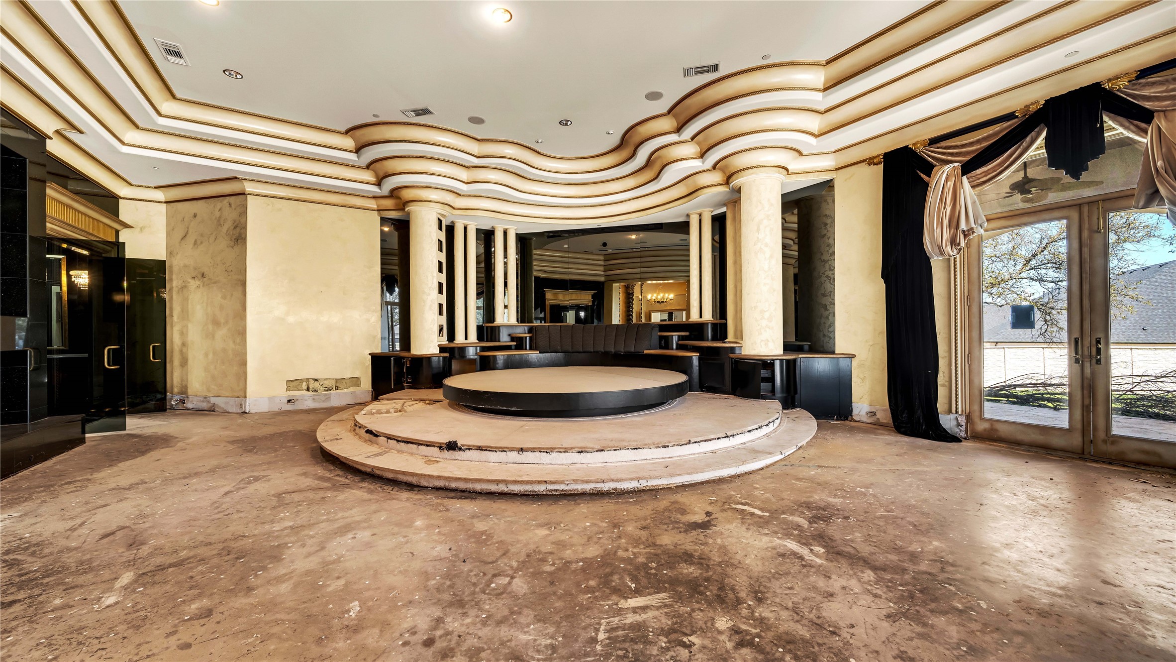 1400 Copper Point Drive