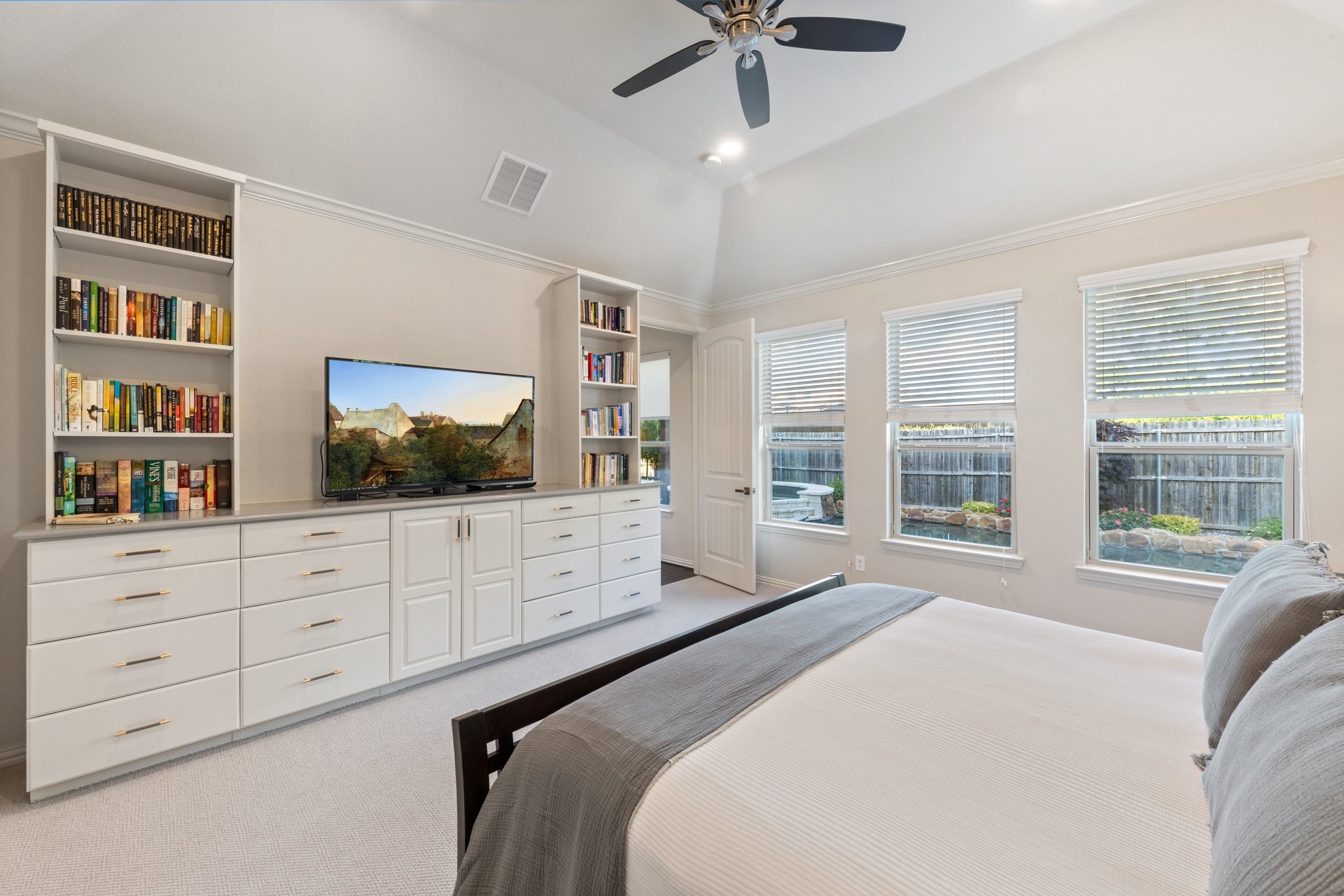 14322 Summerwoods Lane