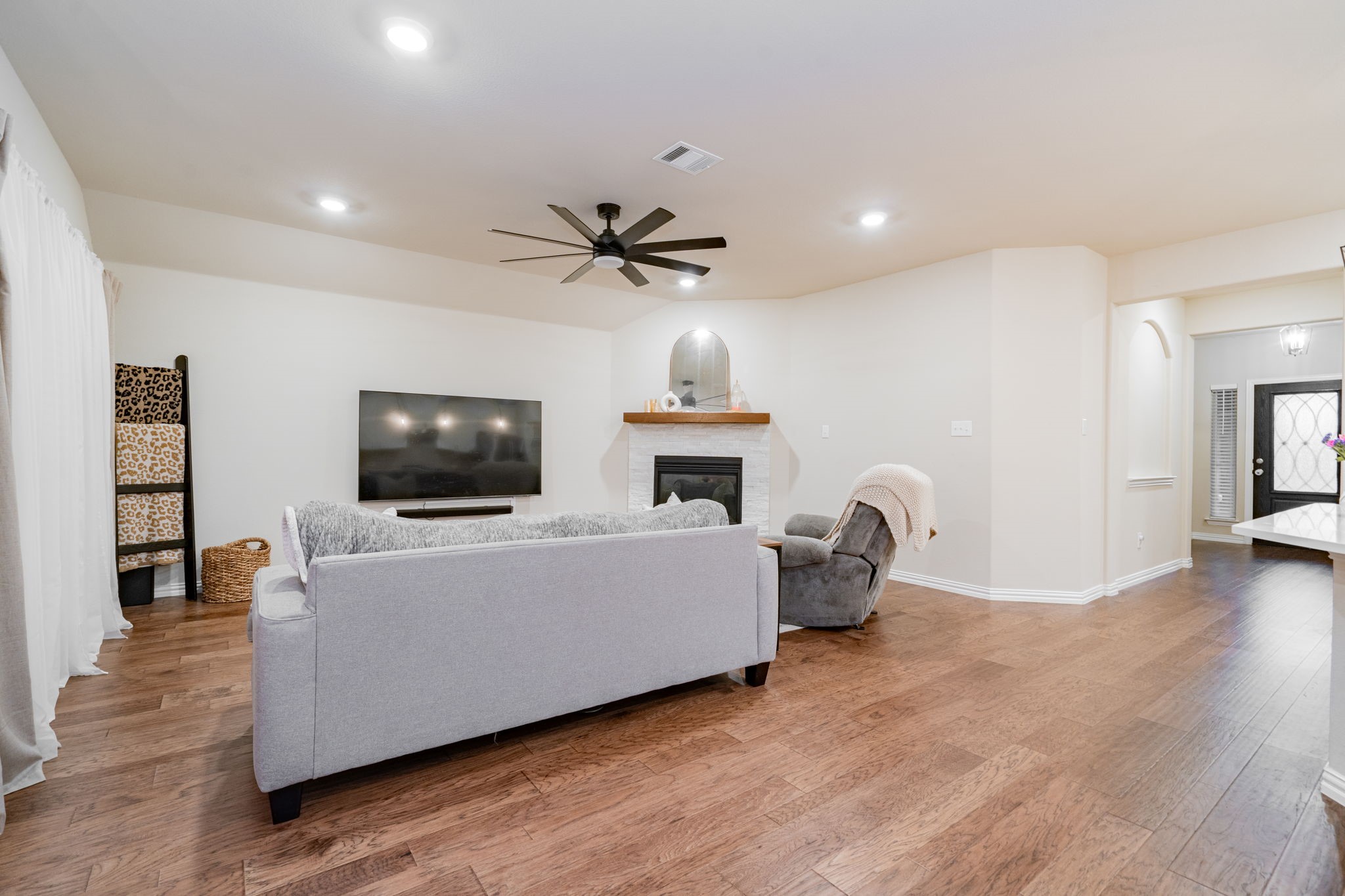 1519 Fairweather Way