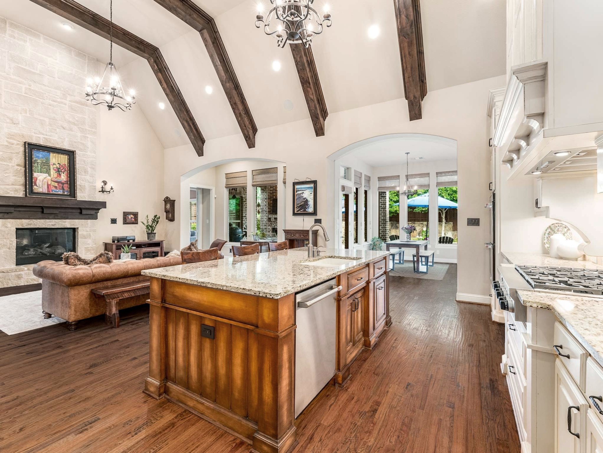 3021 Sunny Hill Lane