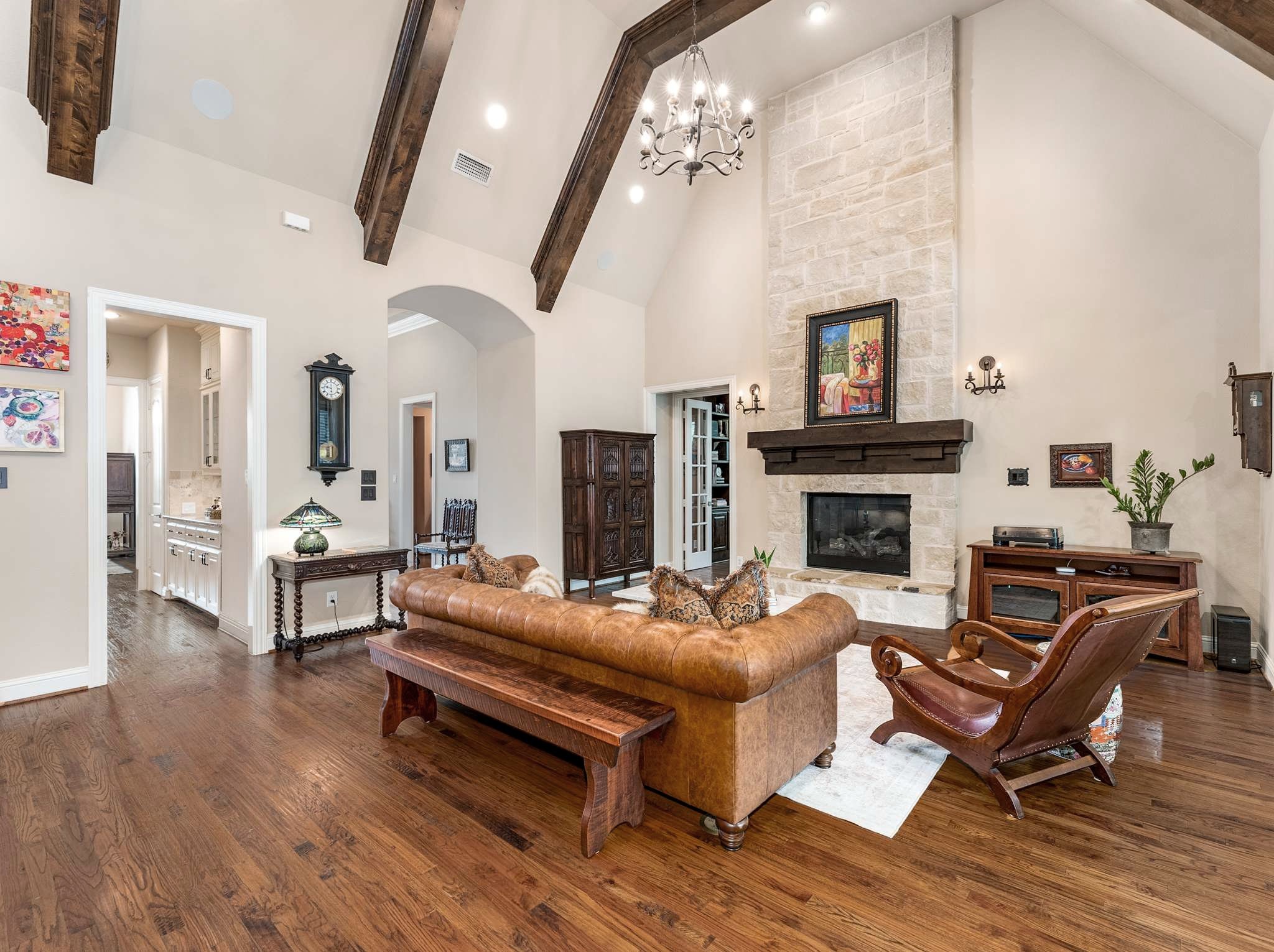 3021 Sunny Hill Lane