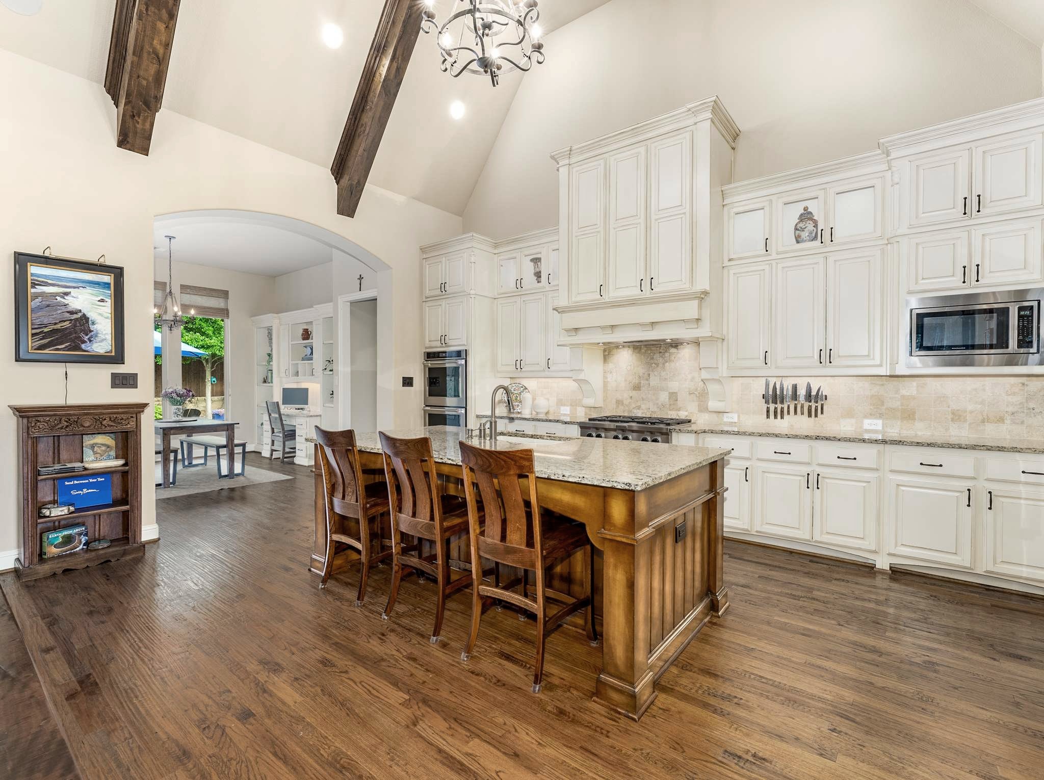 3021 Sunny Hill Lane