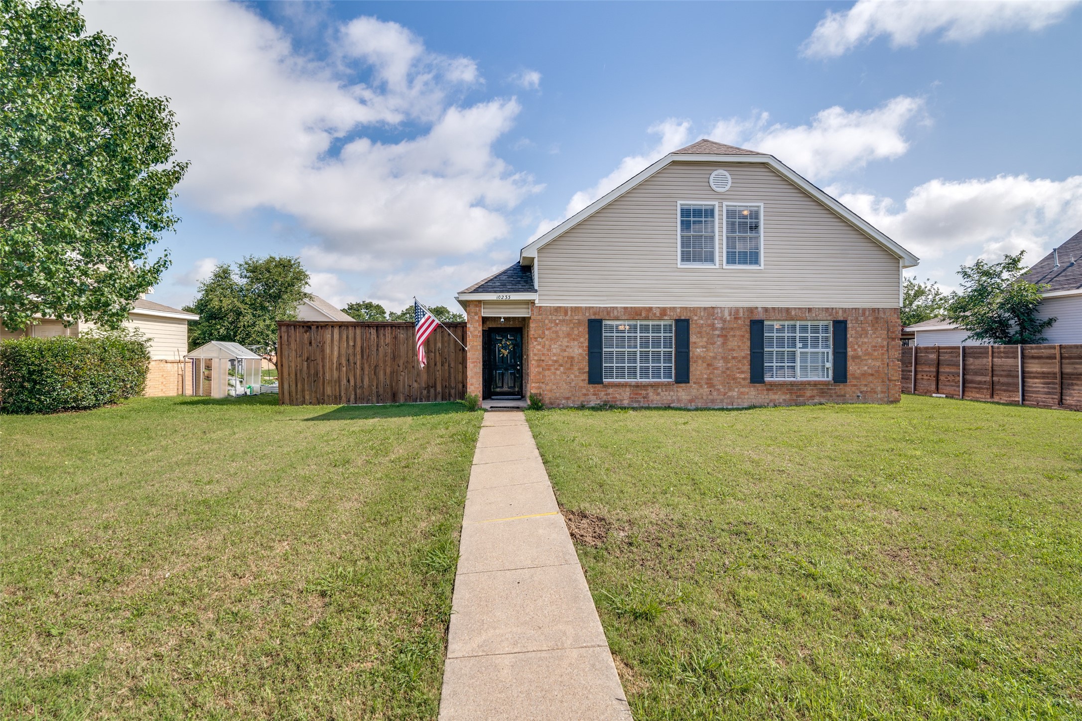 10233 Pondwood Drive