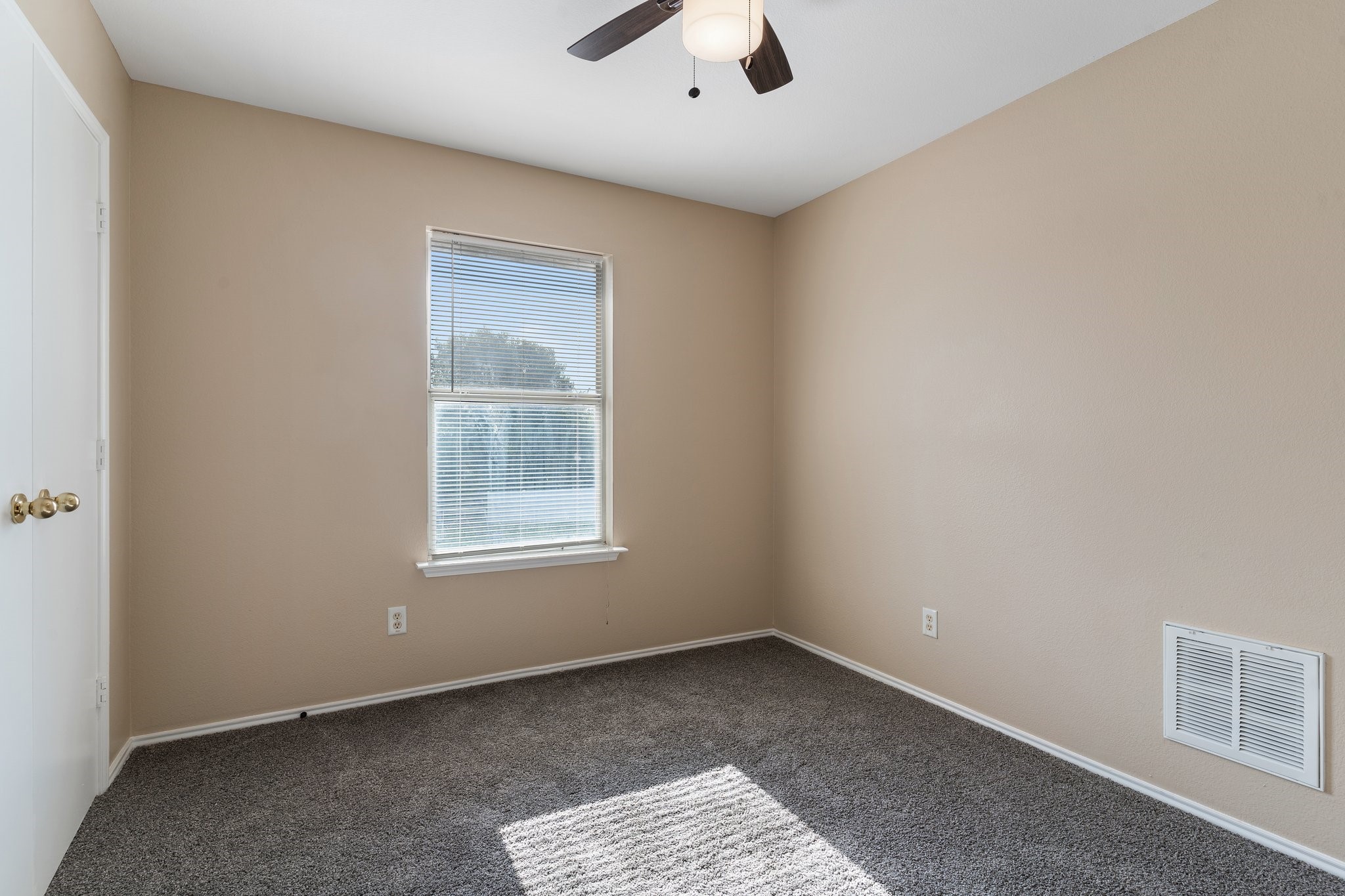 152 Cliff Heights Circle