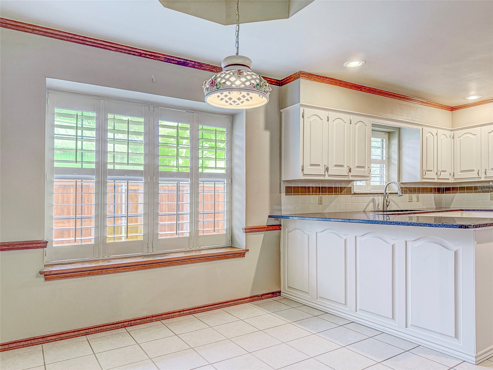 5904 Stoneleigh Drive