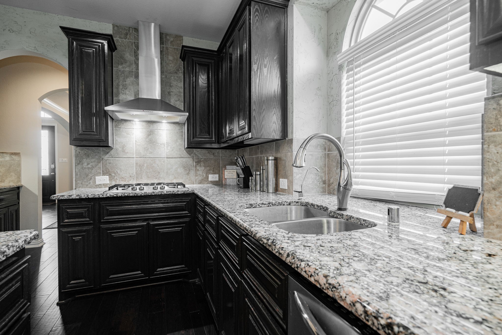 824 Regal Bluff Lane