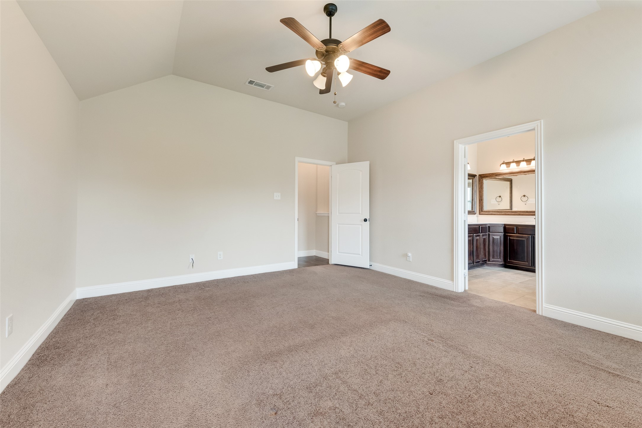 766 Ruffian Way