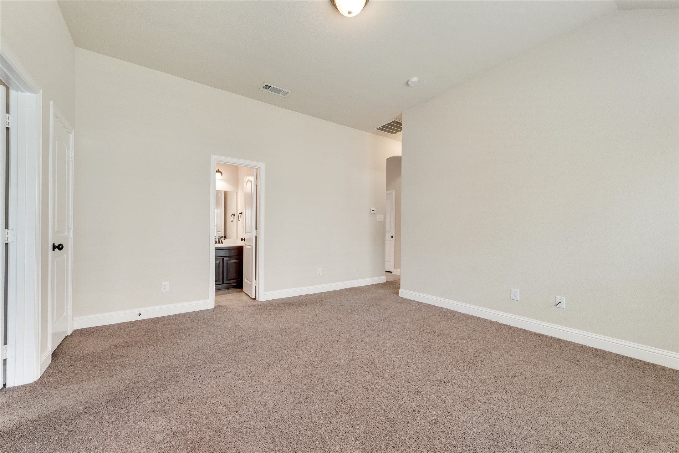 766 Ruffian Way