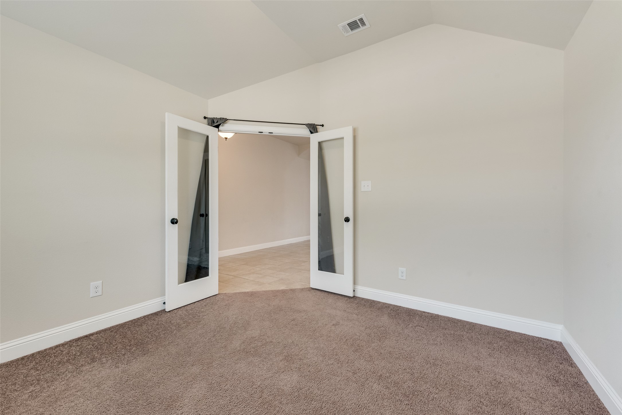 766 Ruffian Way