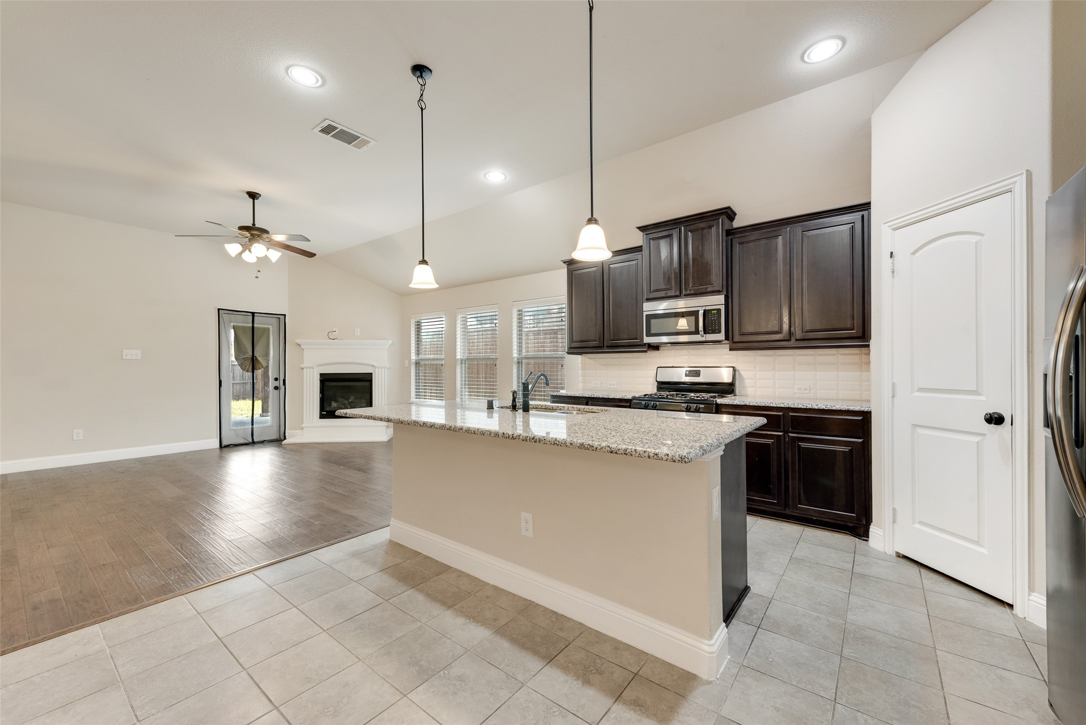 766 Ruffian Way