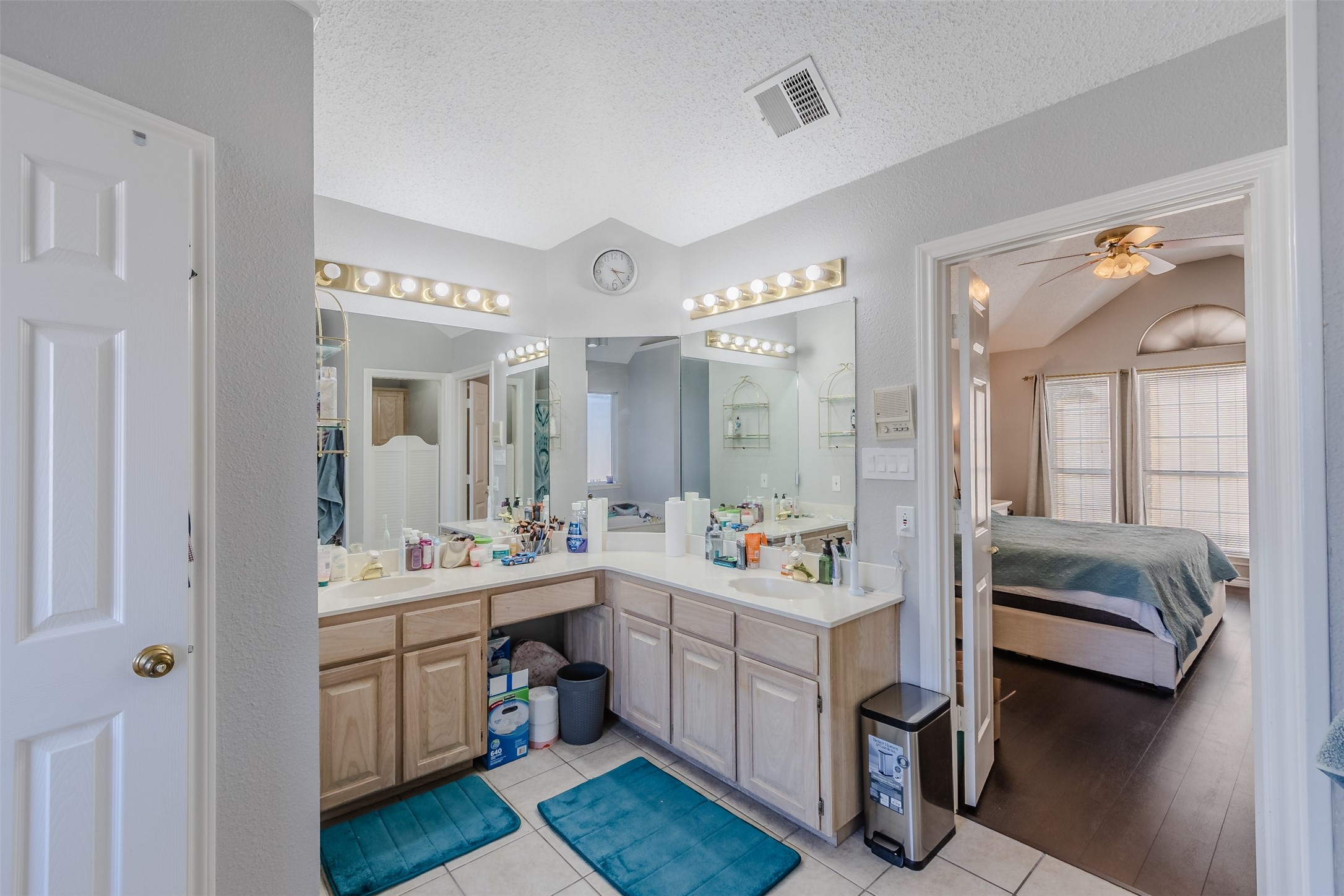 4210 Oak Mount Drive