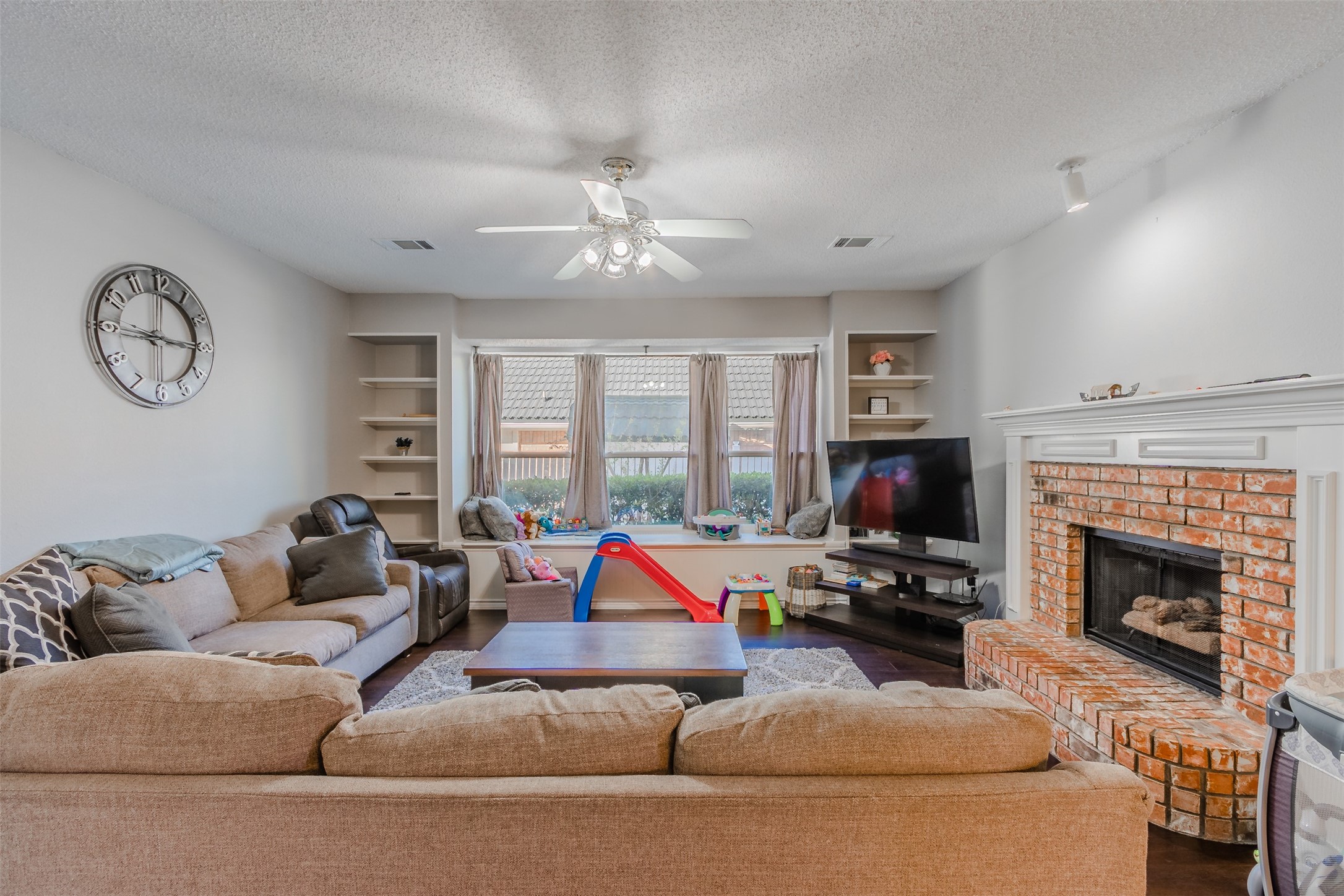 4210 Oak Mount Drive