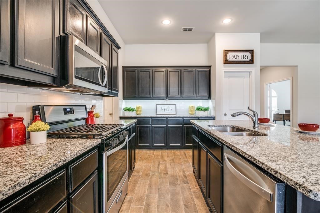 2526 Brookside Drive