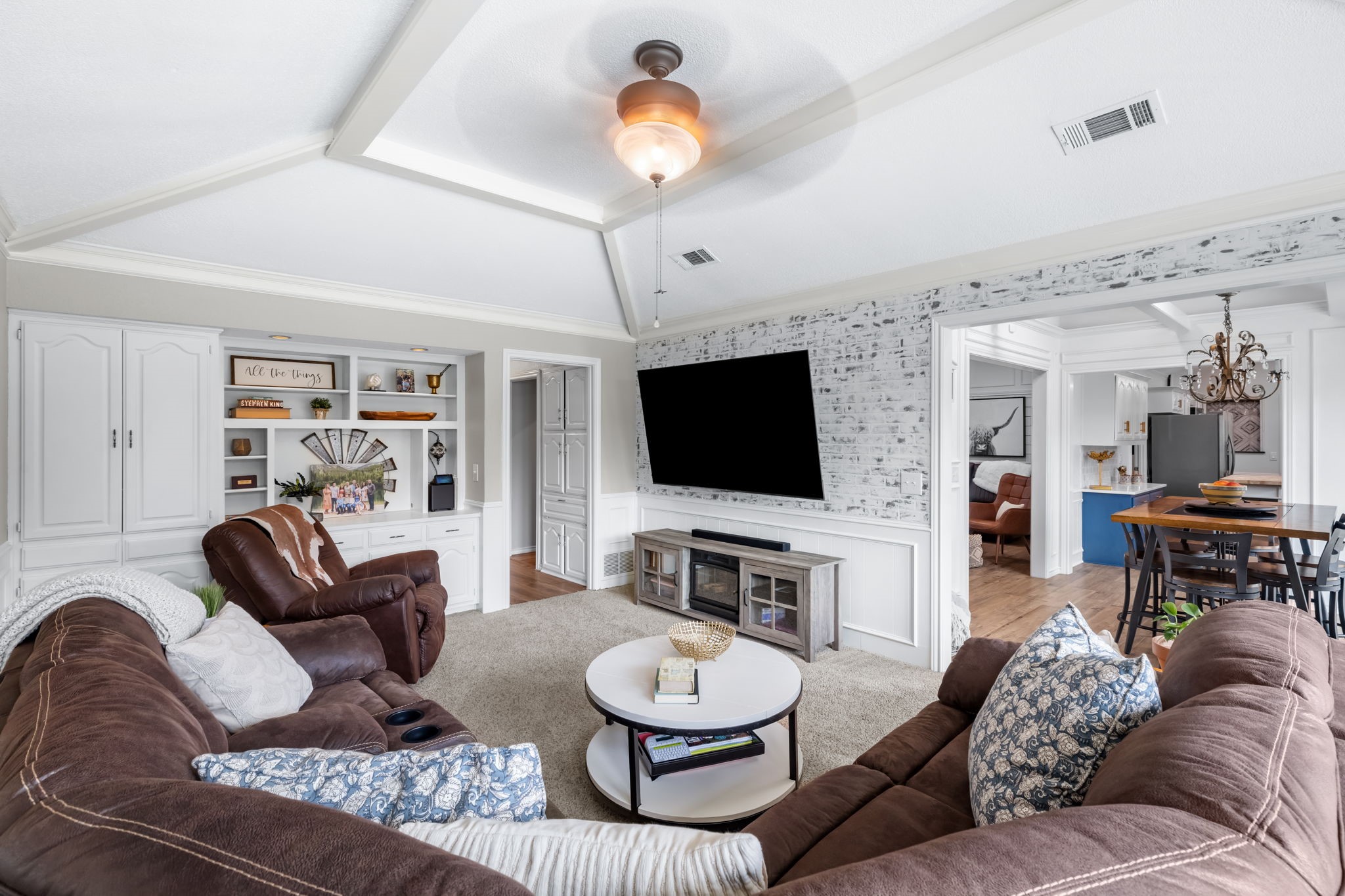 2301 Coleshire Drive