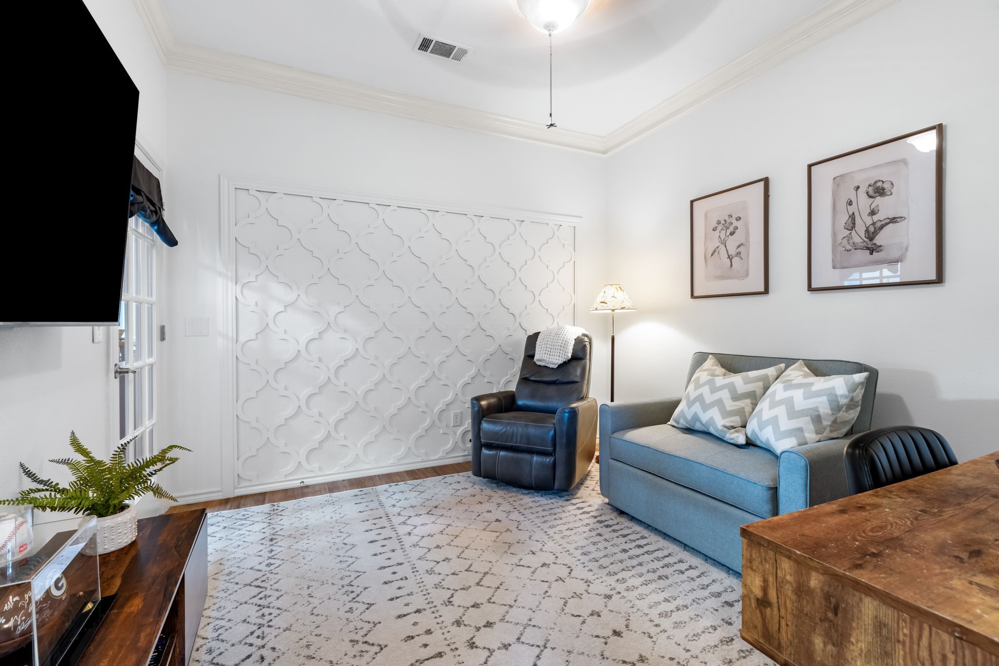 2301 Coleshire Drive