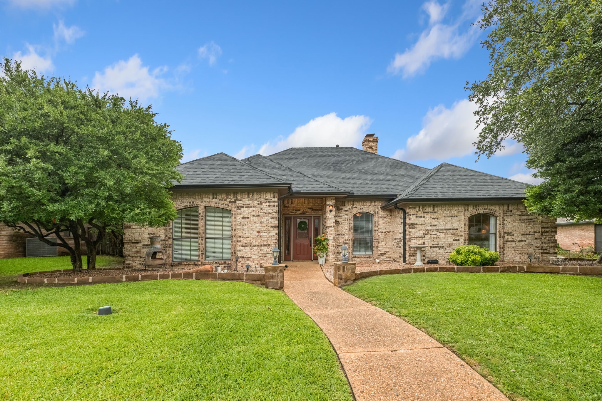 2301 Coleshire Drive