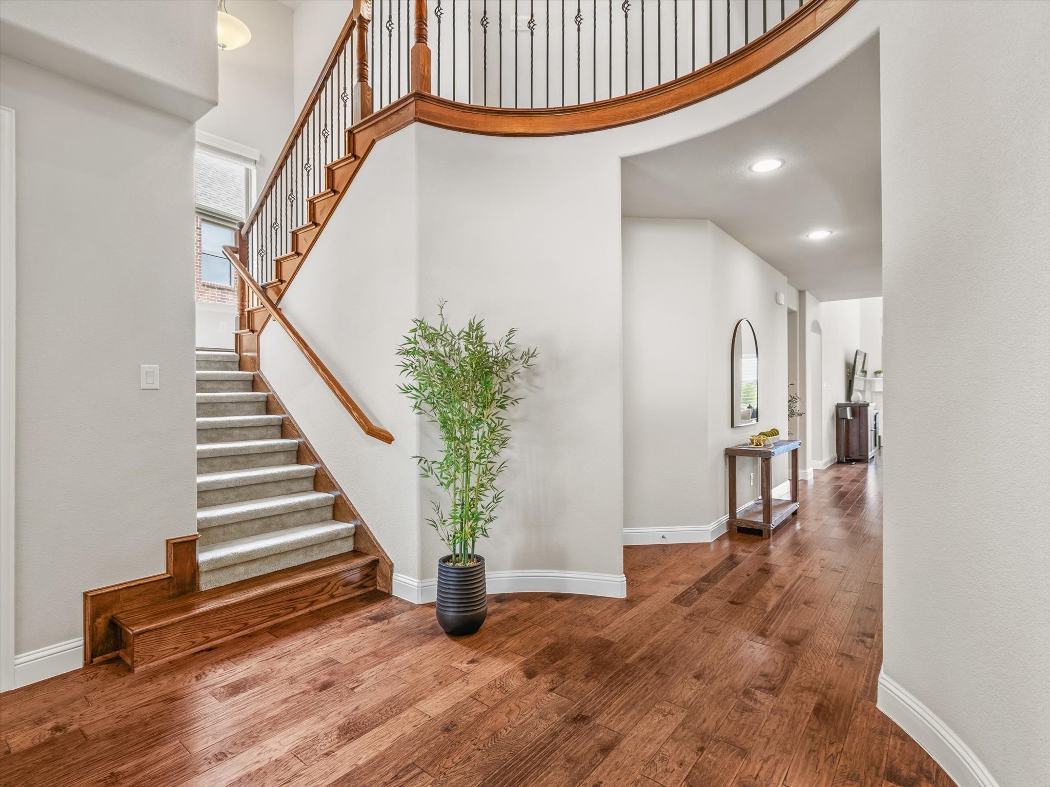 1221 Clearwater Drive