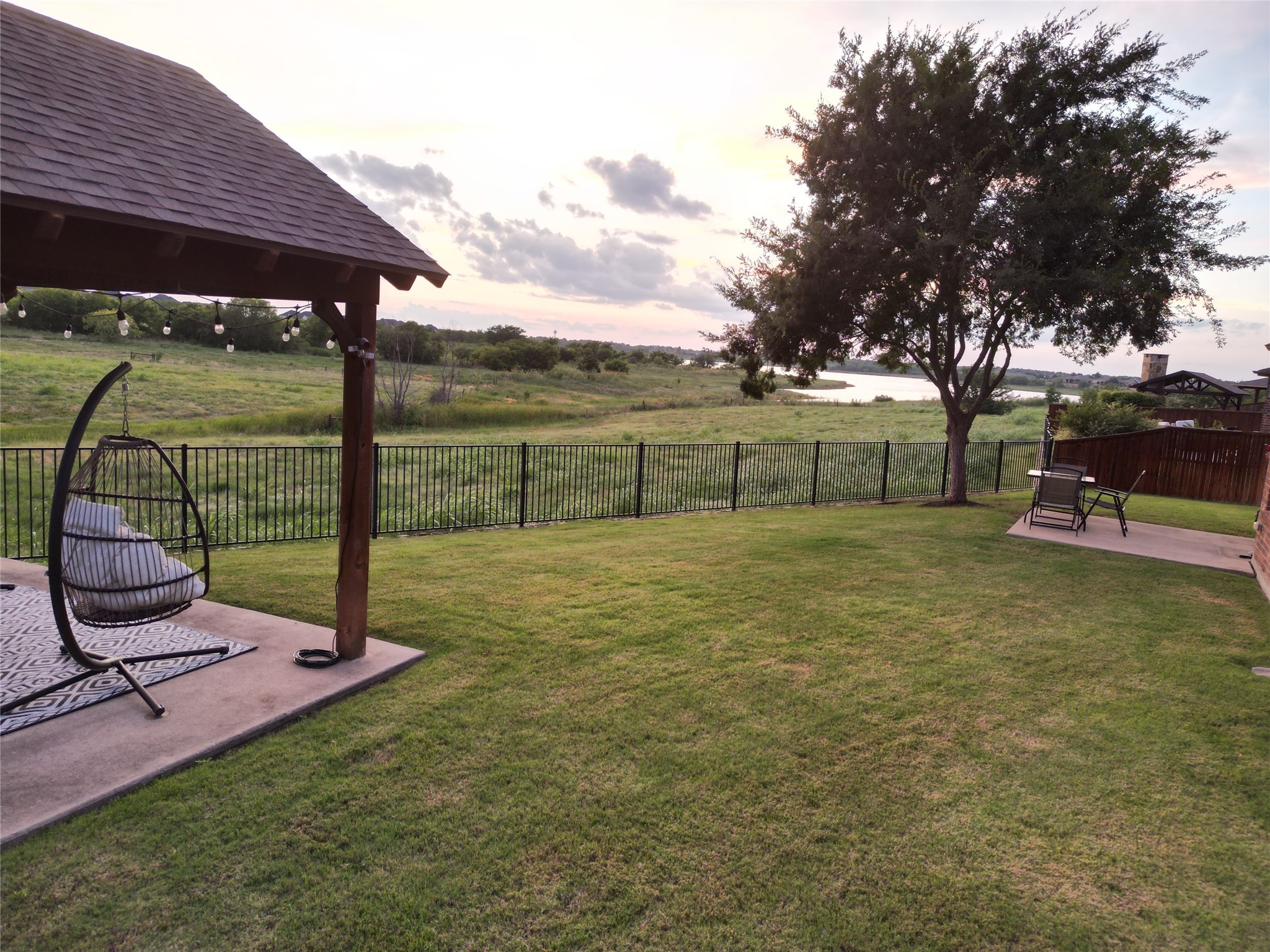 1221 Clearwater Drive