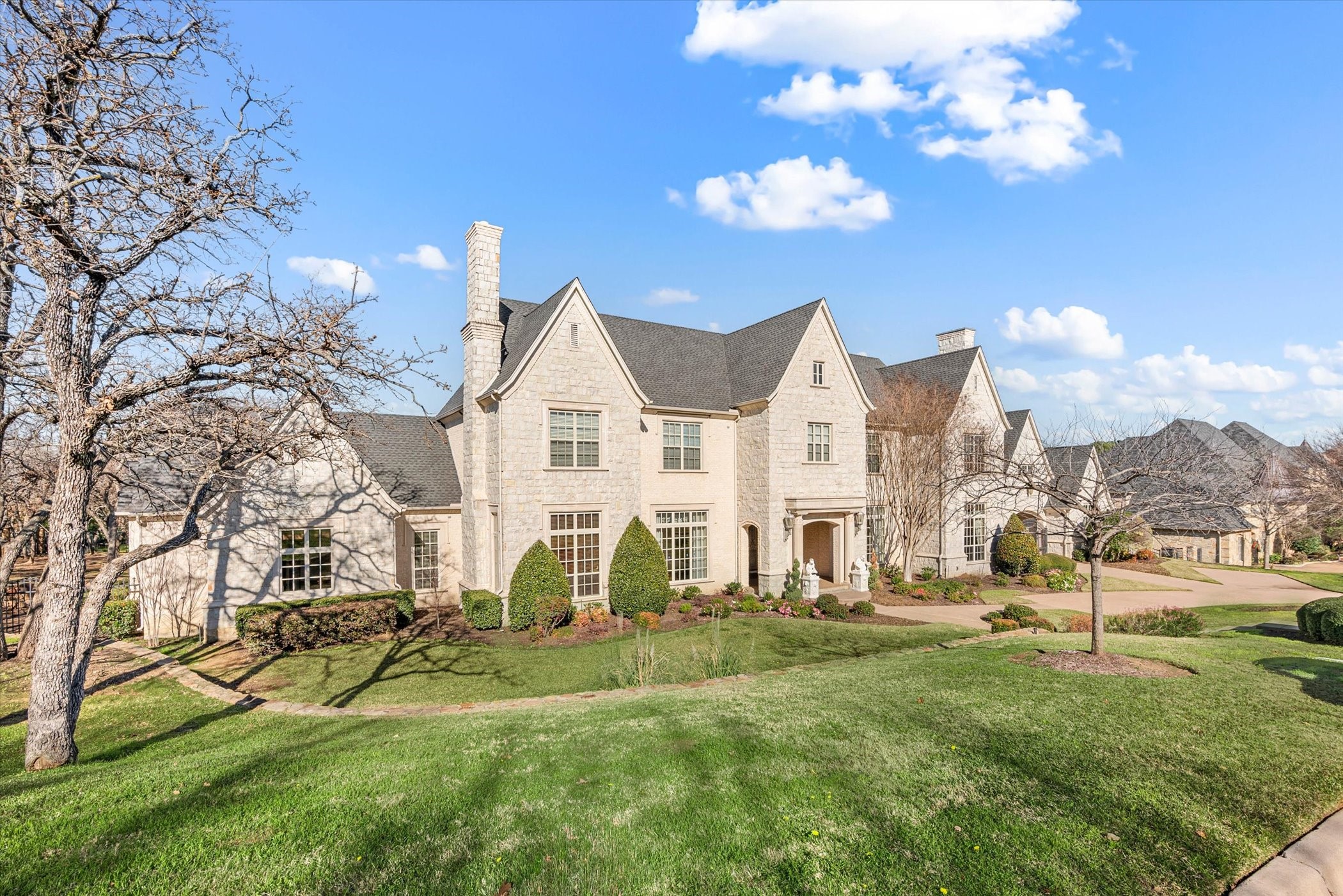 1600 Enclave Court