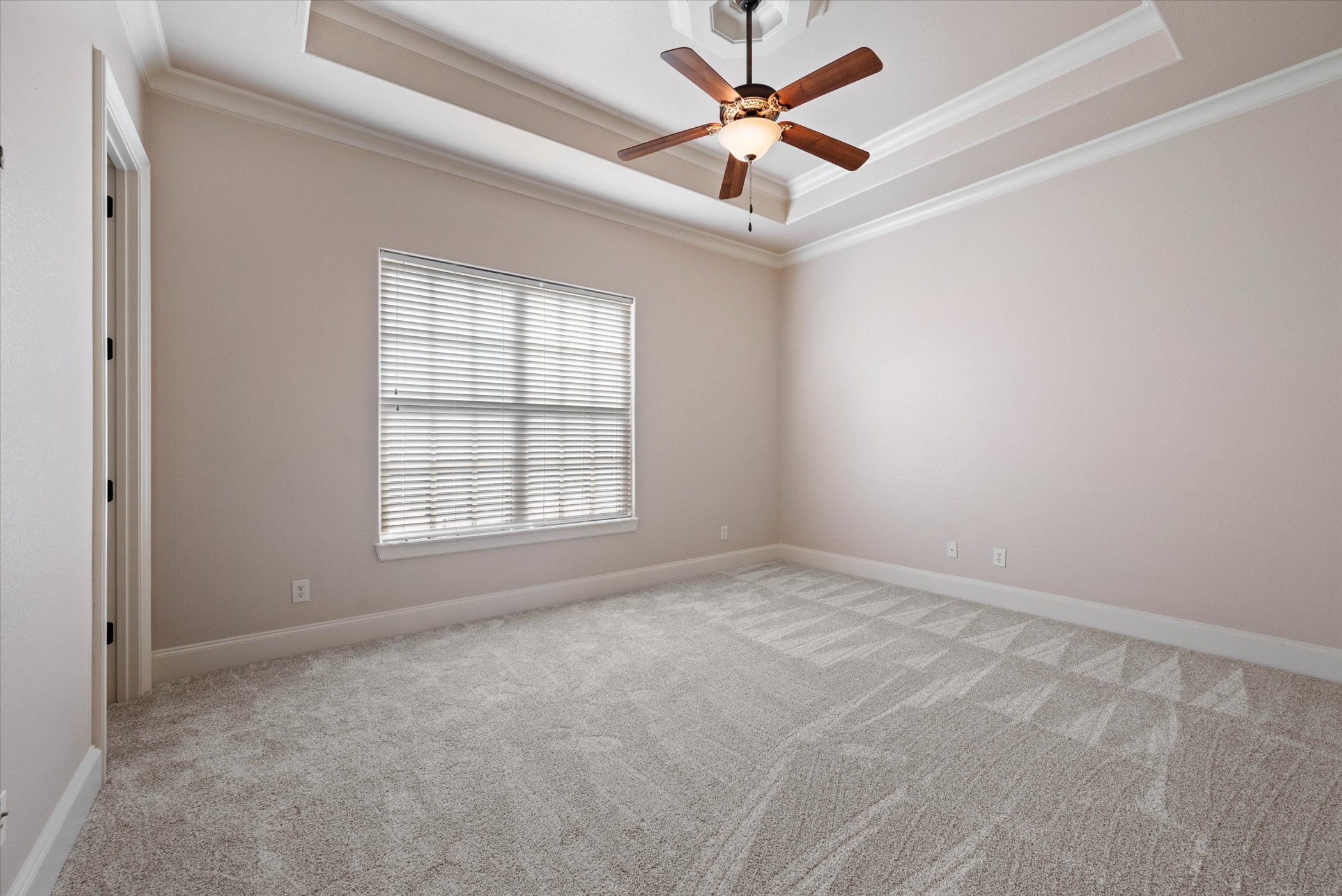 1600 Enclave Court