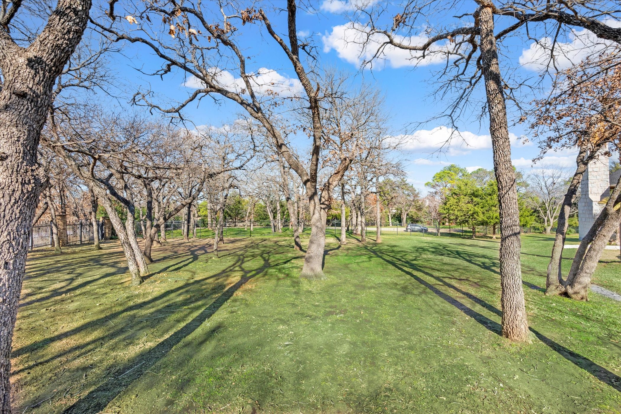 1600 Enclave Court