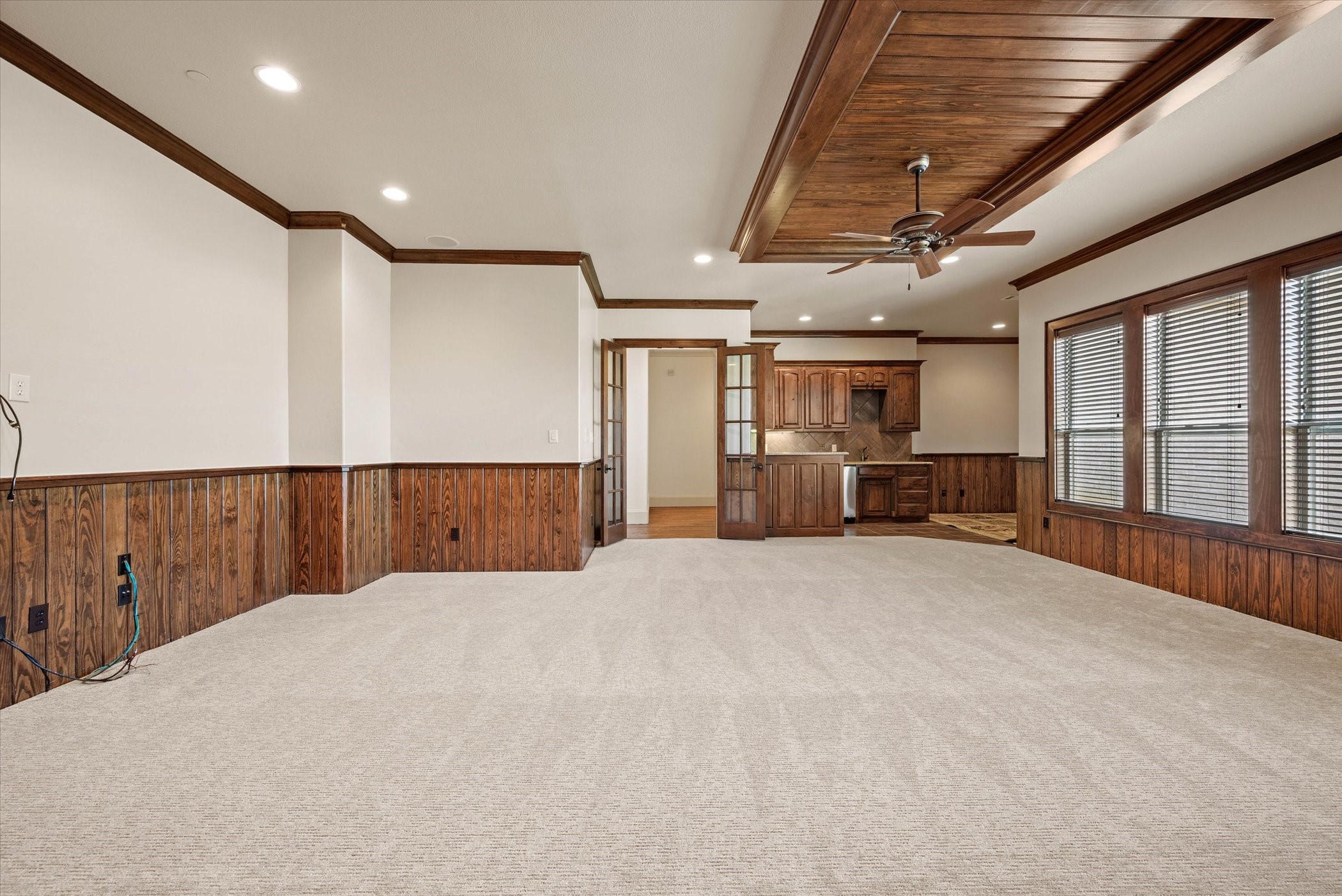 1600 Enclave Court