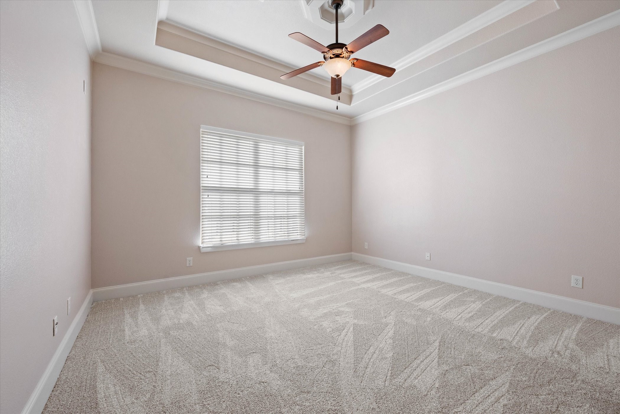 1600 Enclave Court