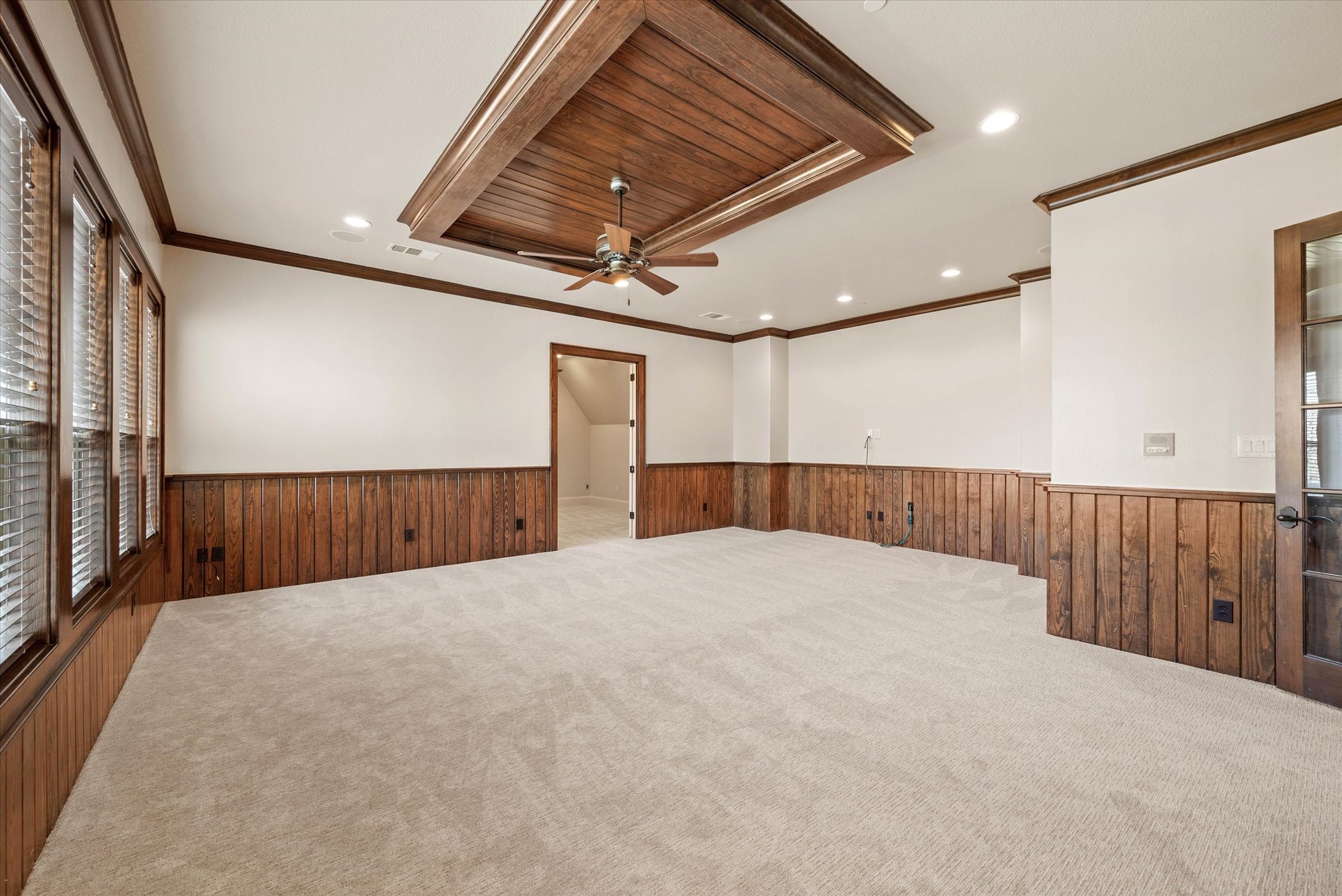 1600 Enclave Court
