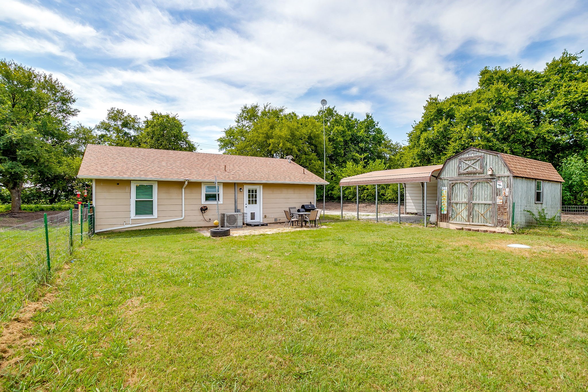 1201 County Road 1107