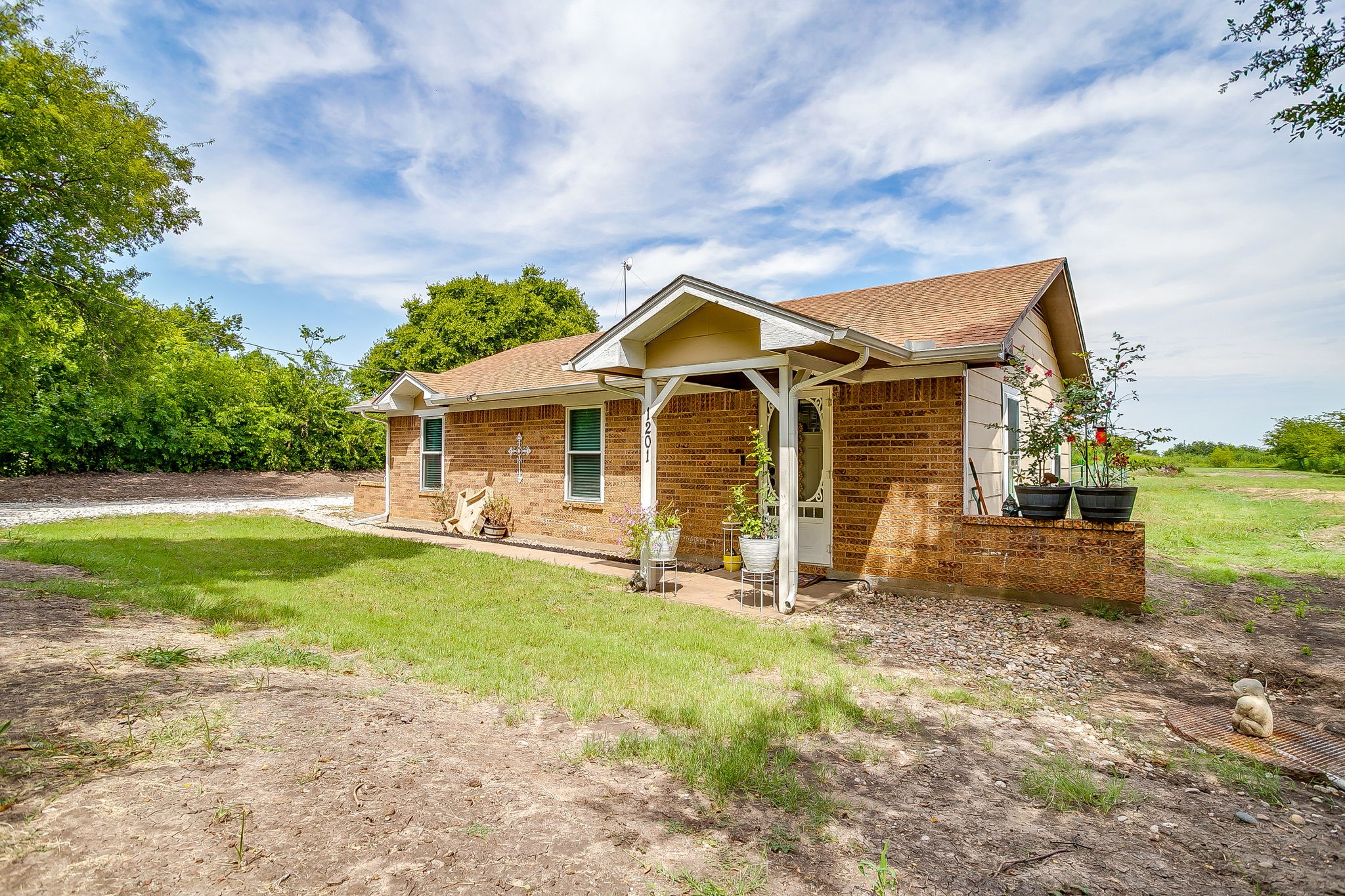 1201 County Road 1107