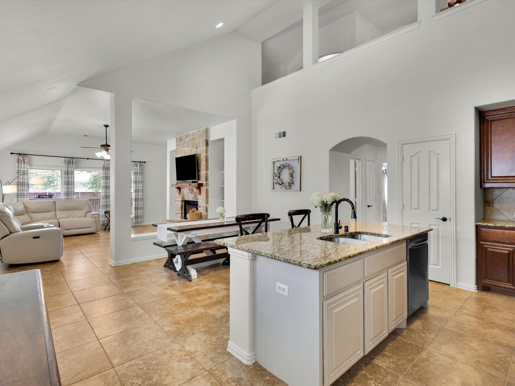 1112 Honeywell Drive