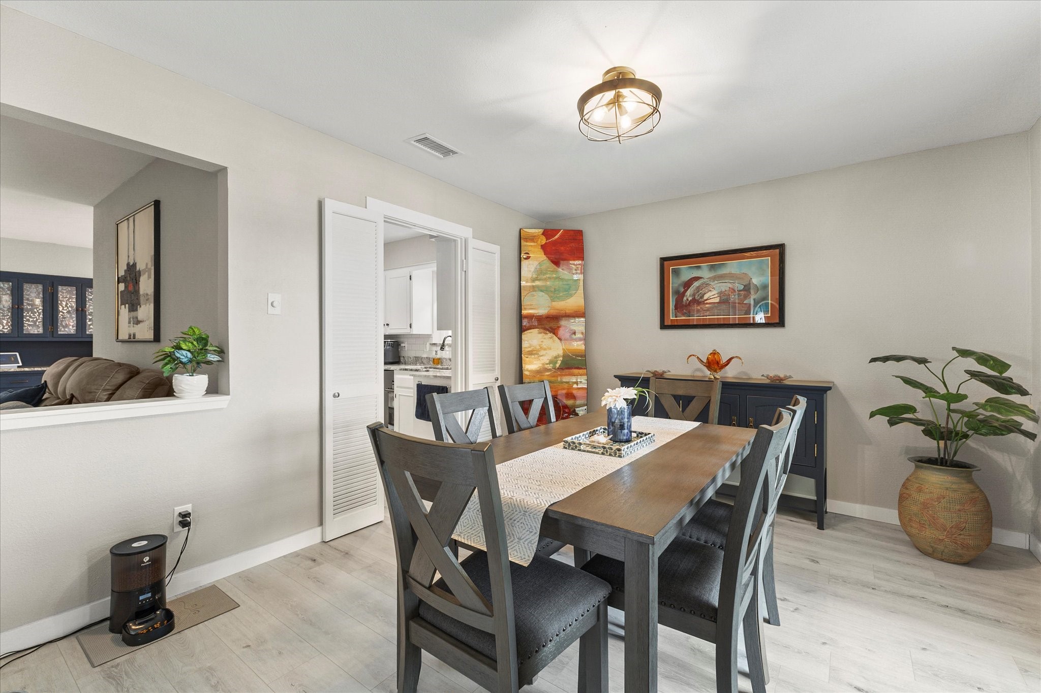 1323 Fernwood Drive