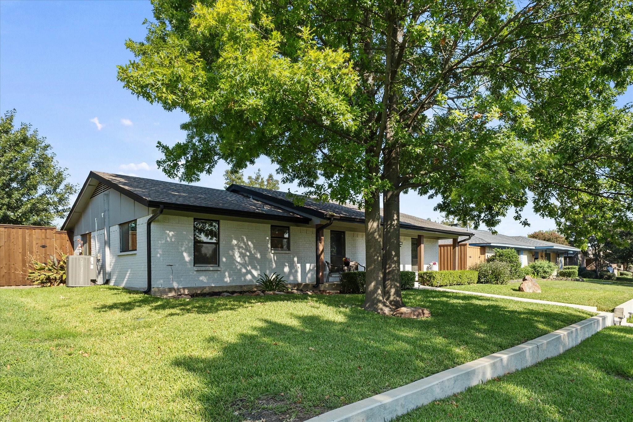 1323 Fernwood Drive