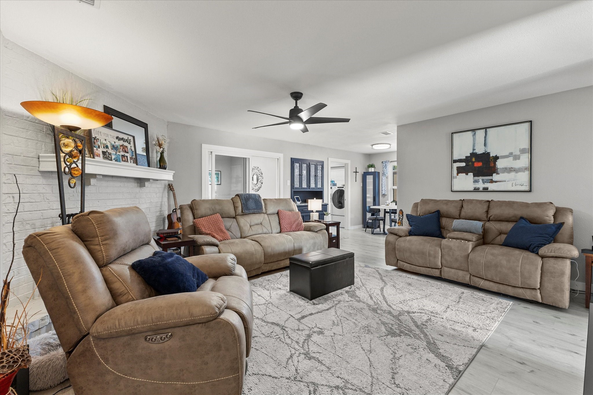1323 Fernwood Drive