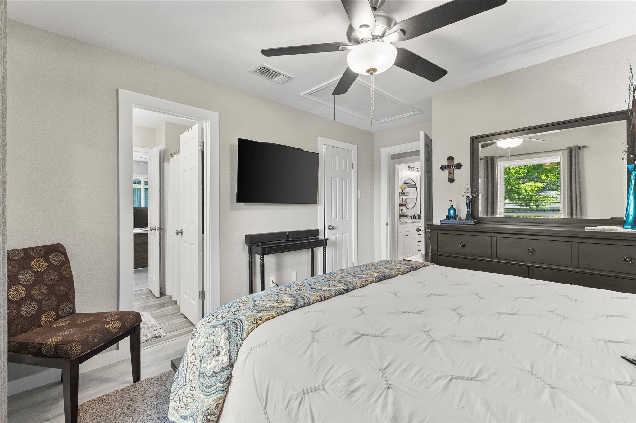 1323 Fernwood Drive