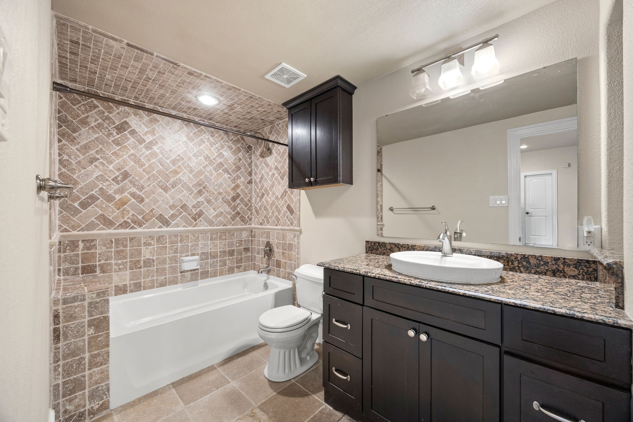 3813 County Road 2212