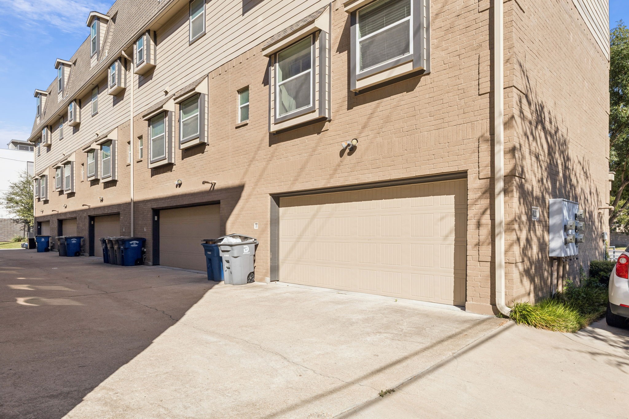 5820 Bryan Parkway 10