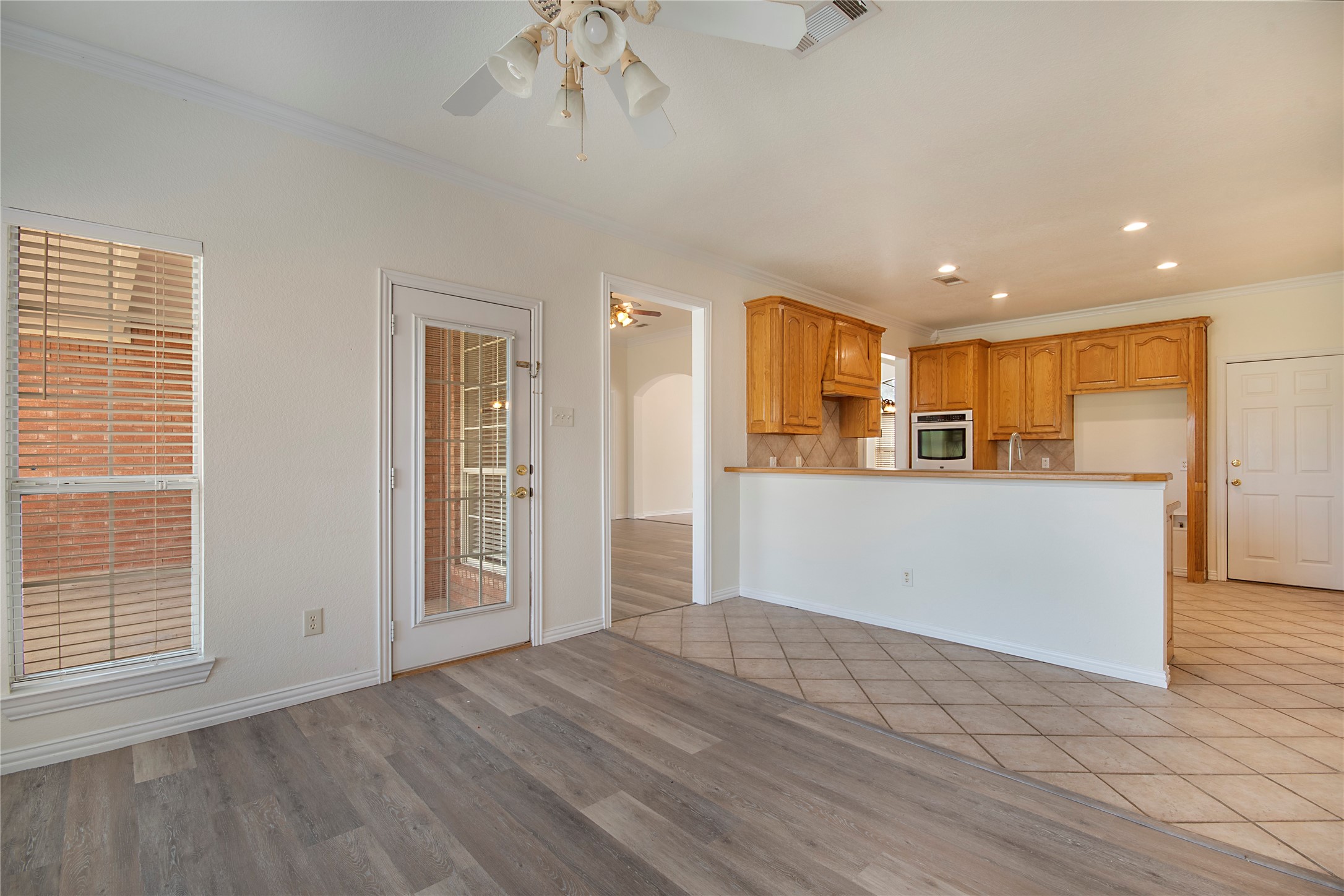 9467 Blarney Stone Way