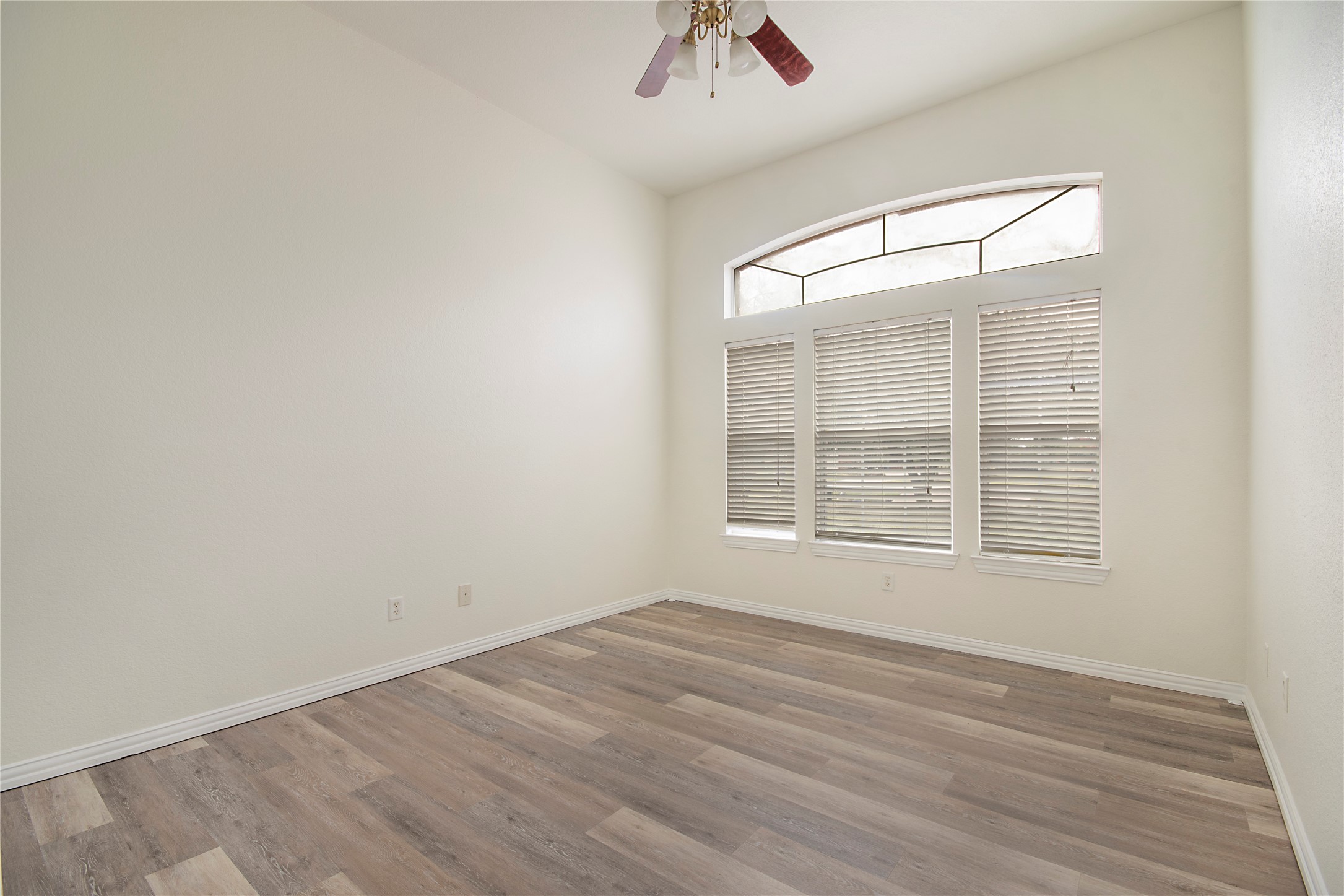 9467 Blarney Stone Way