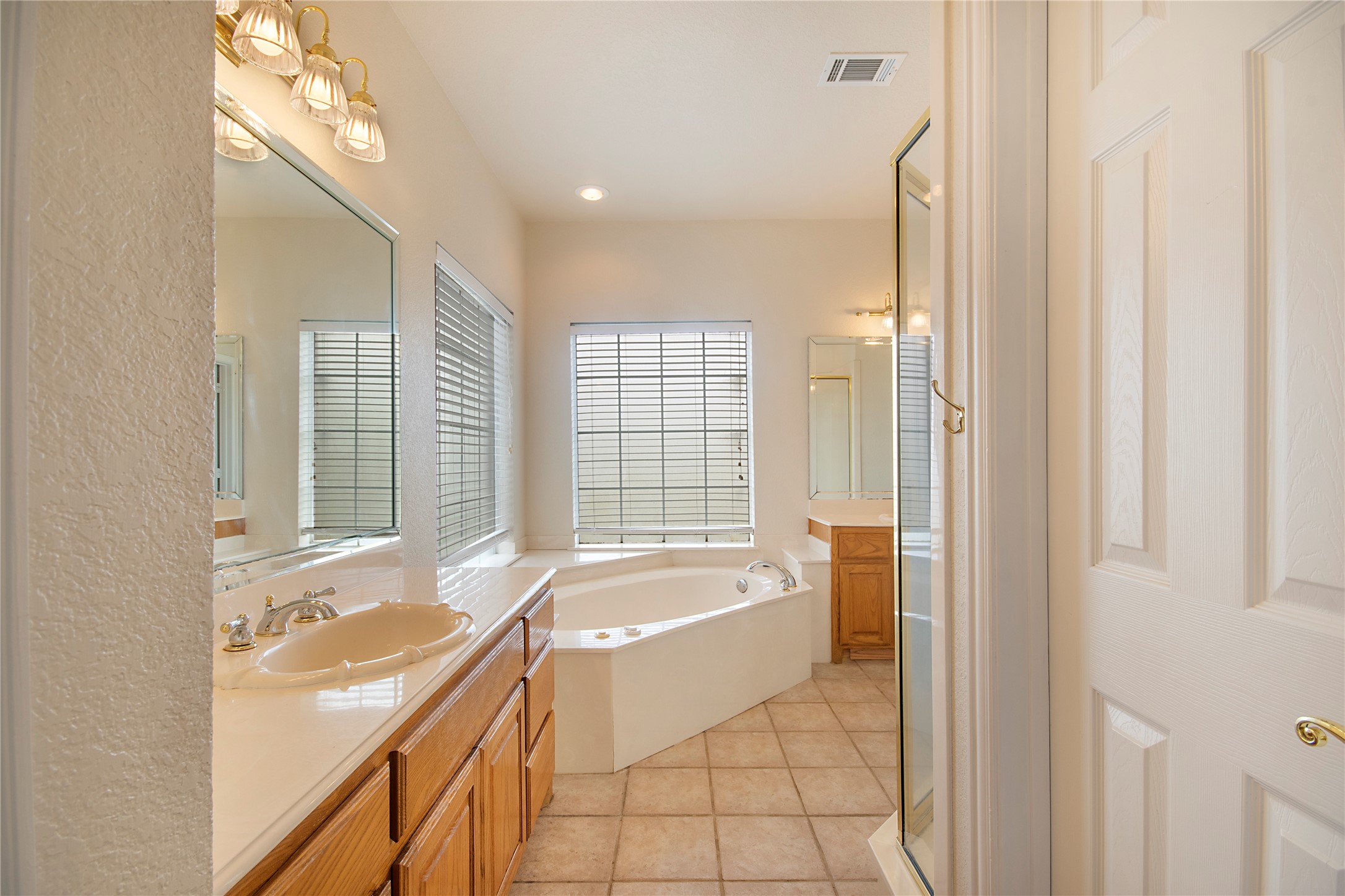 9467 Blarney Stone Way