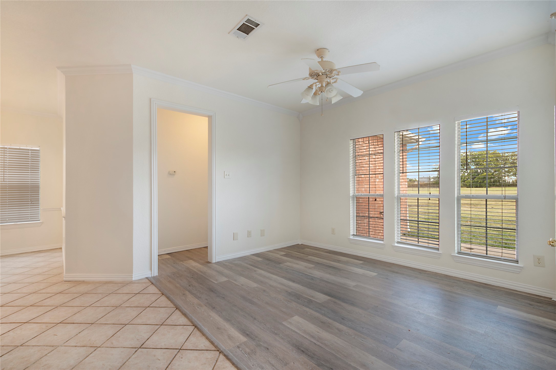 9467 Blarney Stone Way