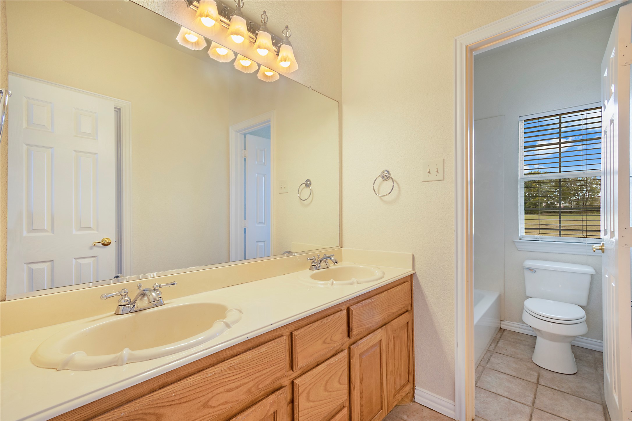 9467 Blarney Stone Way