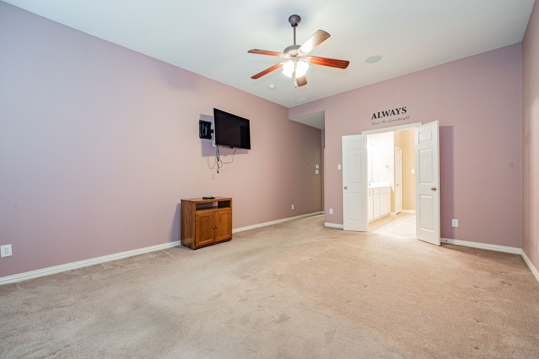 7803 Hillsdale Drive