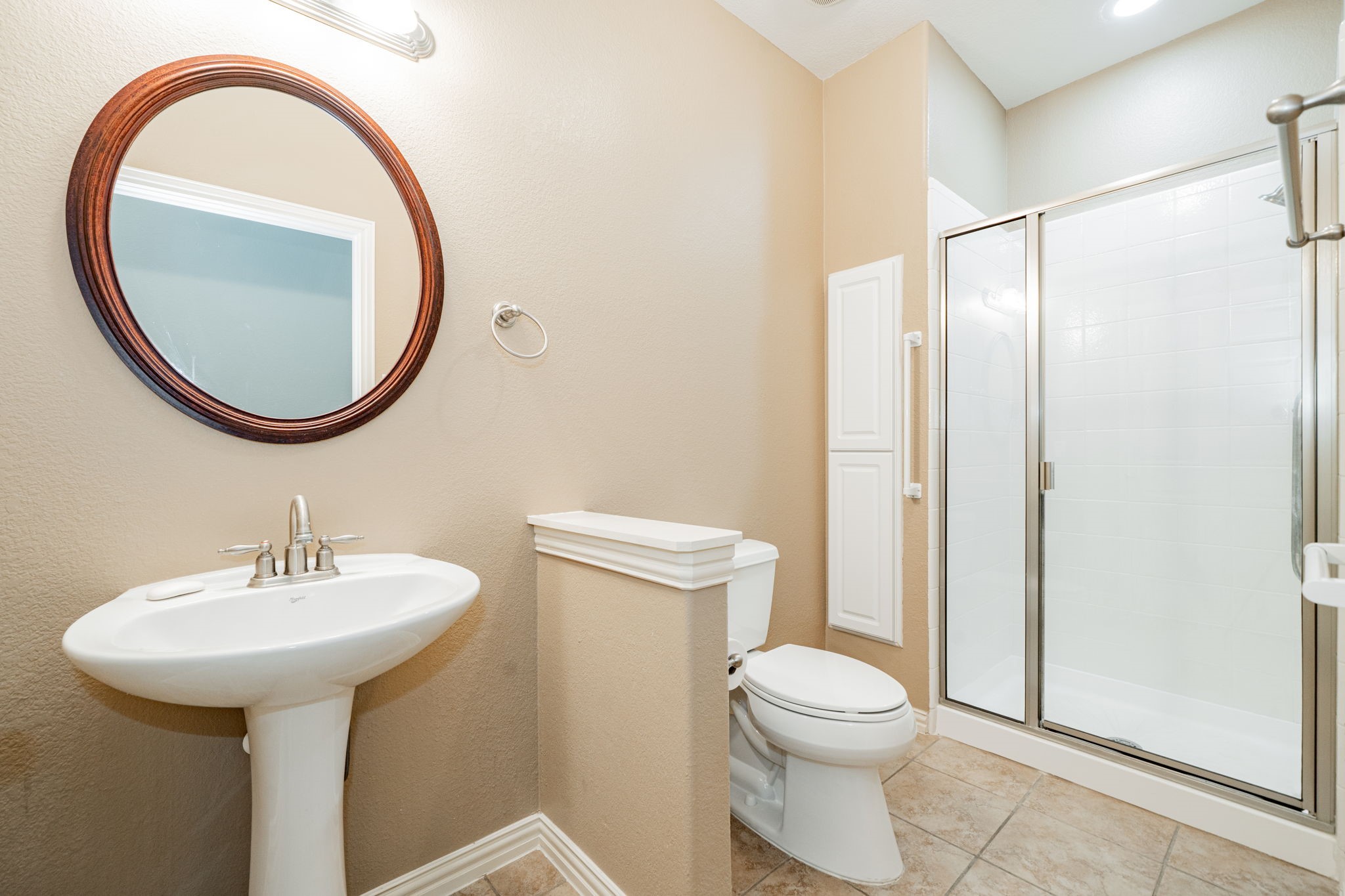 7803 Hillsdale Drive