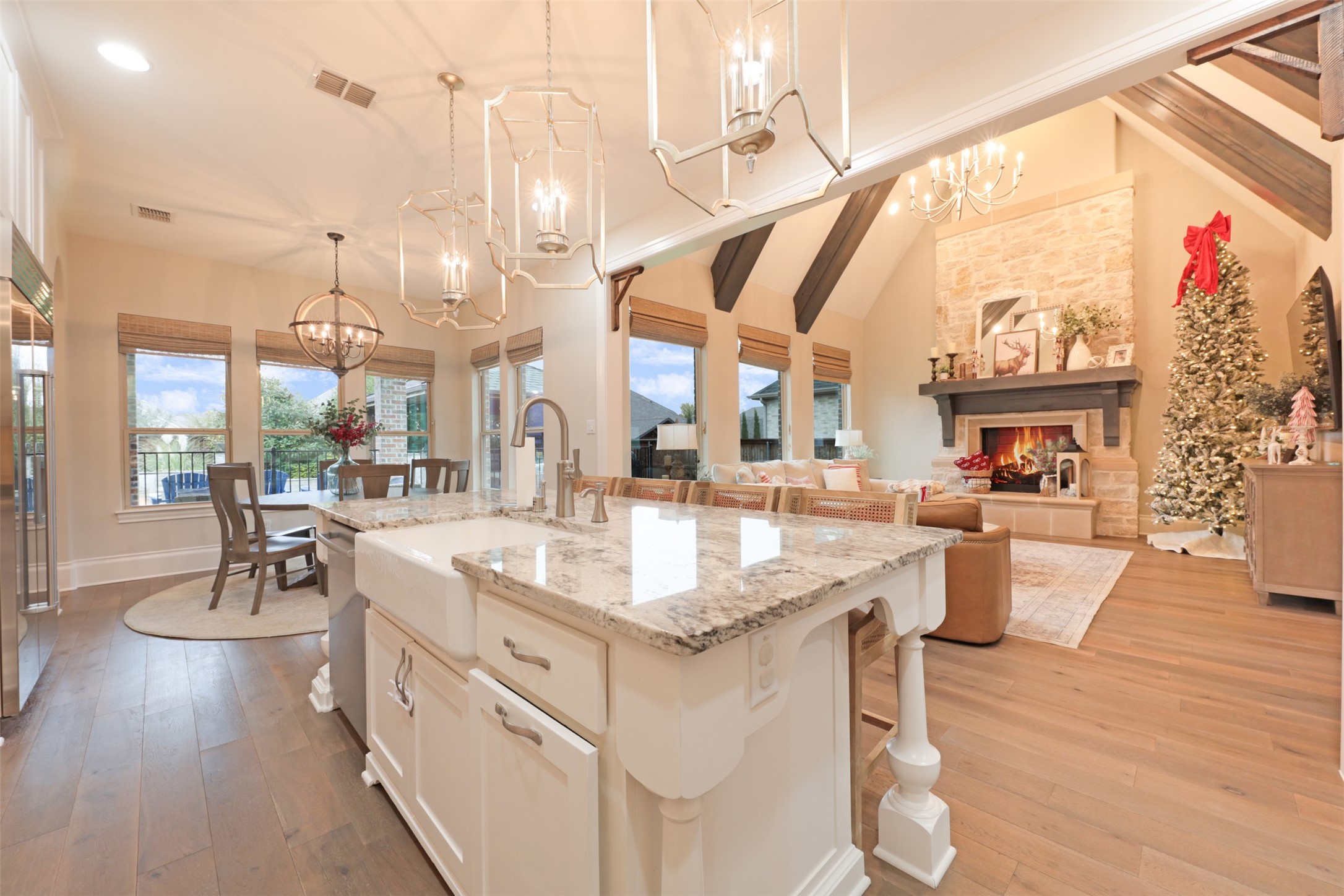 4105 Parkview Boulevard