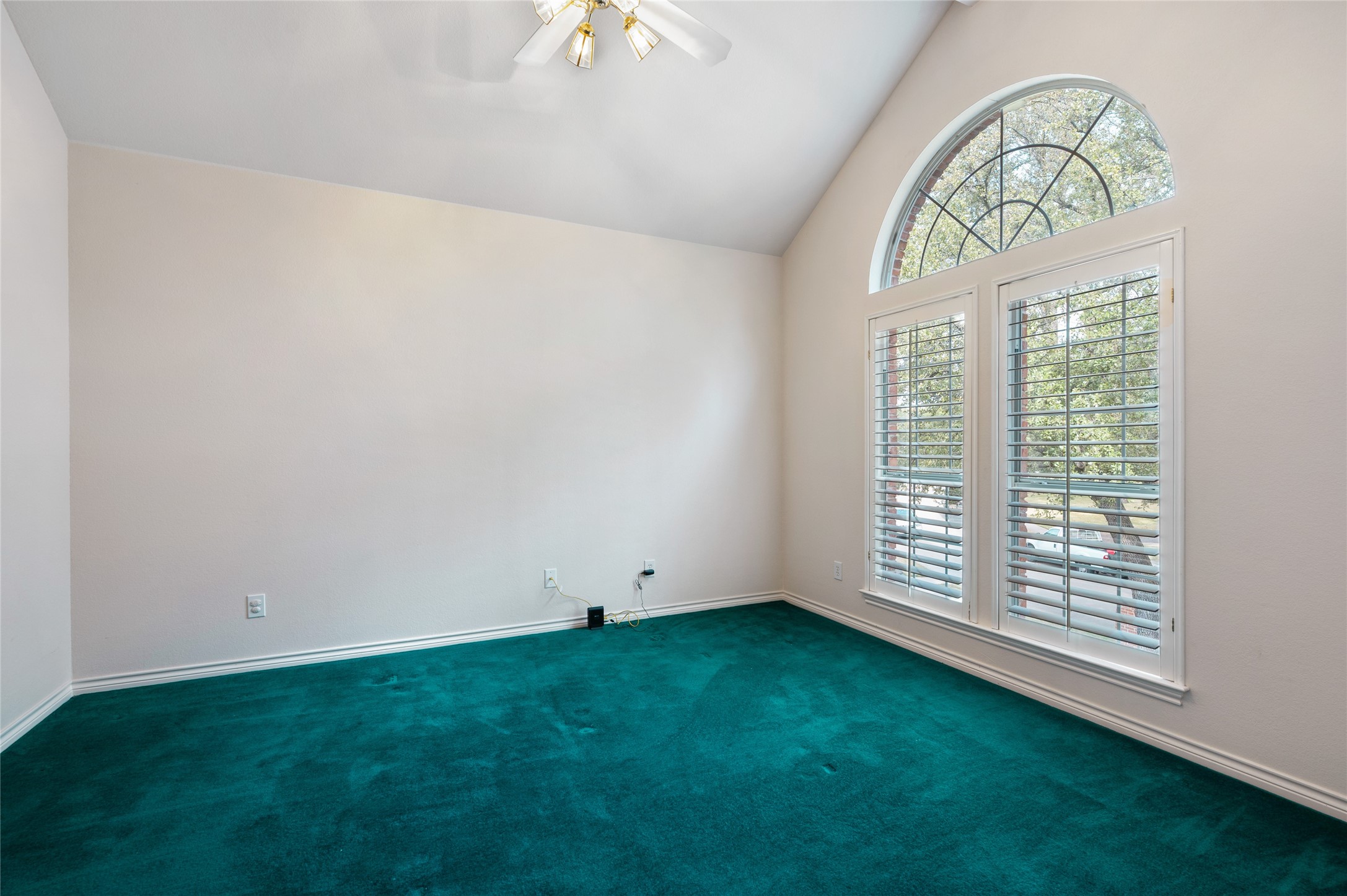 5852 Bridle Bend Court