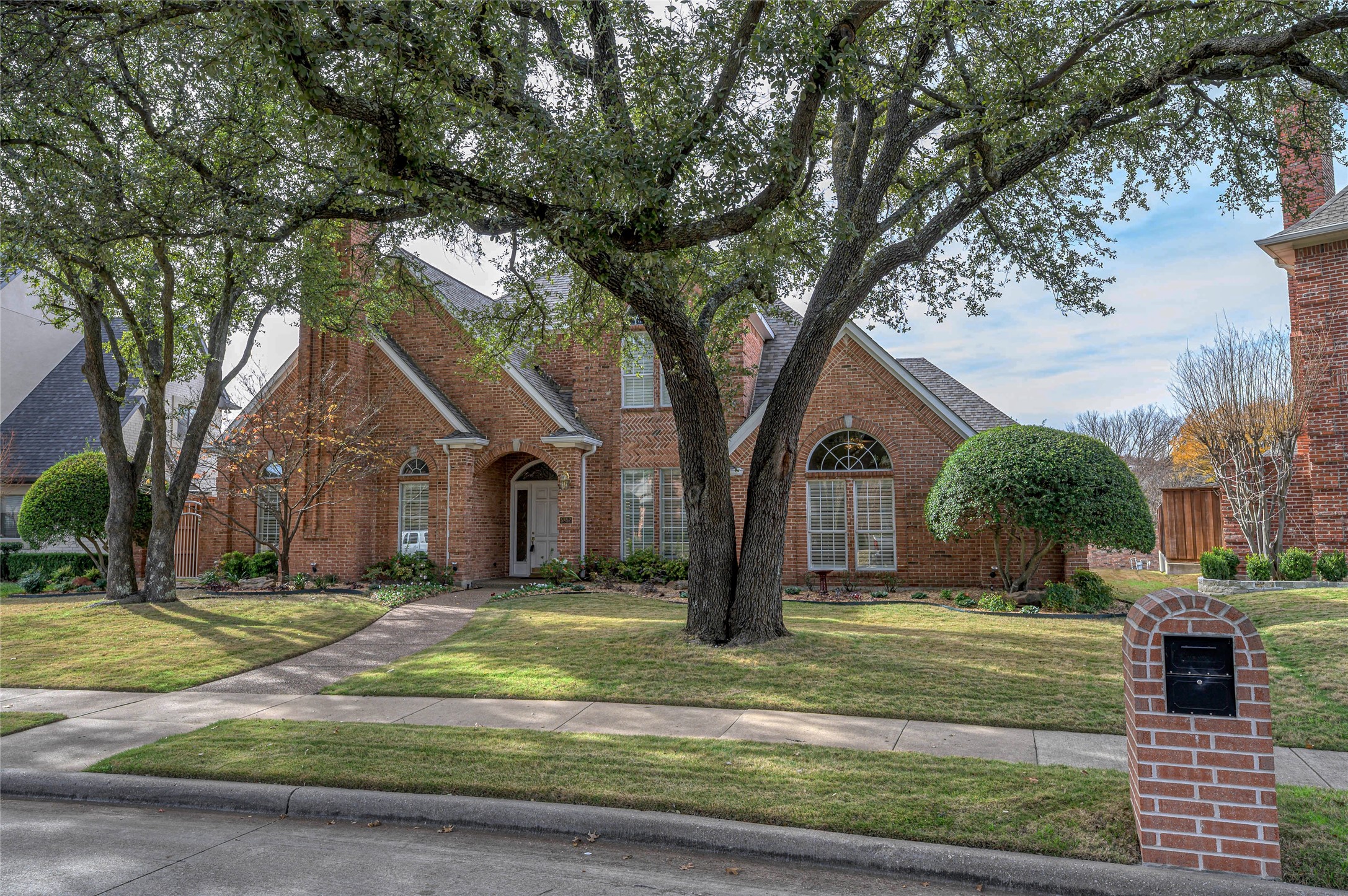 5852 Bridle Bend Court