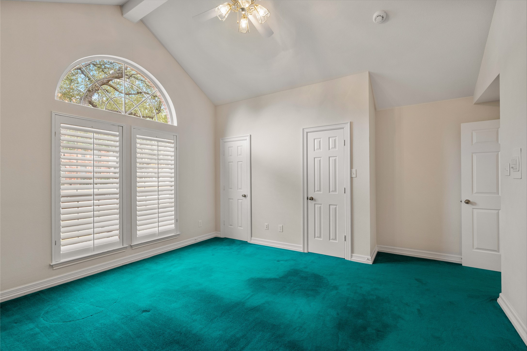 5852 Bridle Bend Court