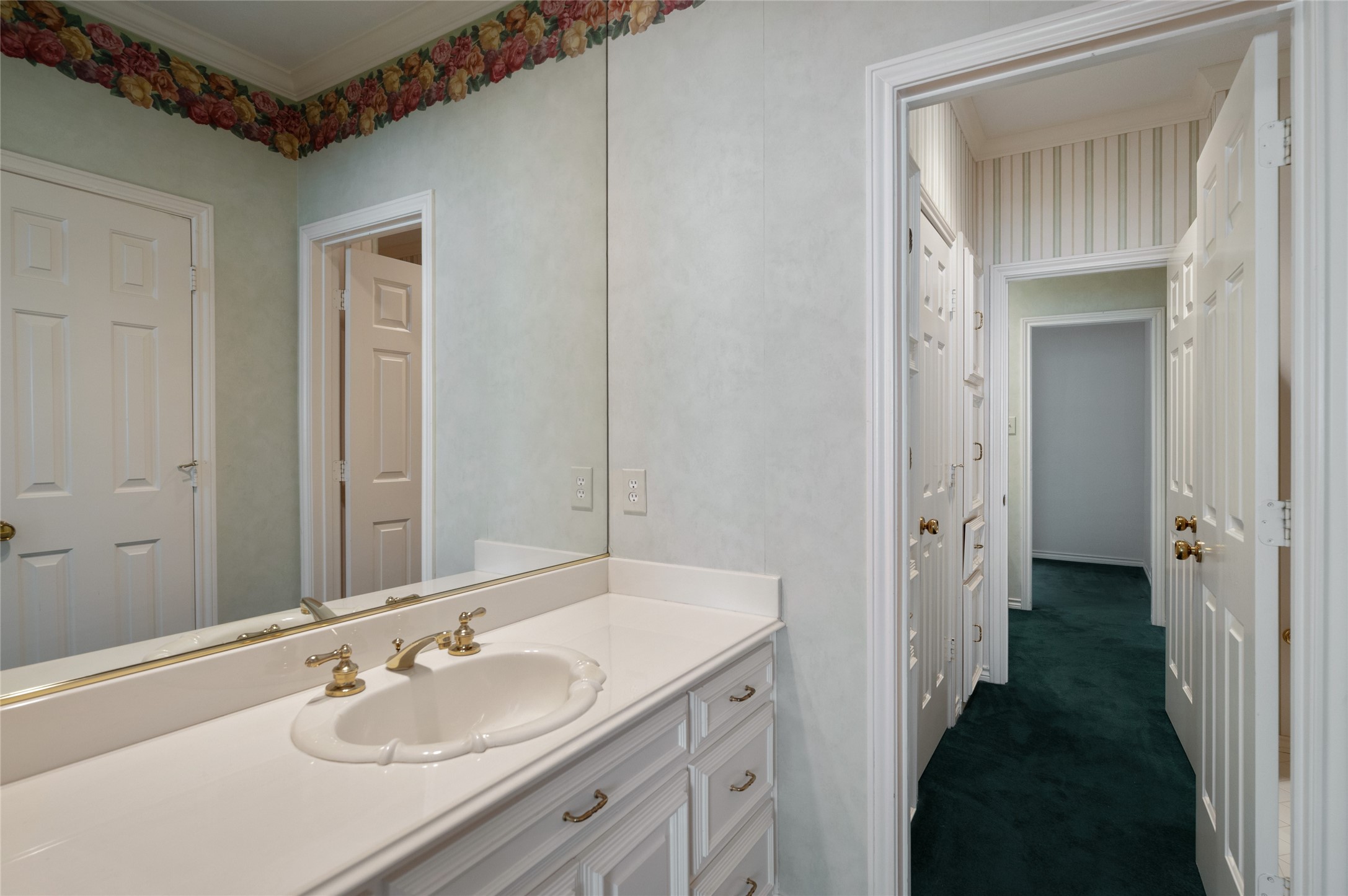 5852 Bridle Bend Court